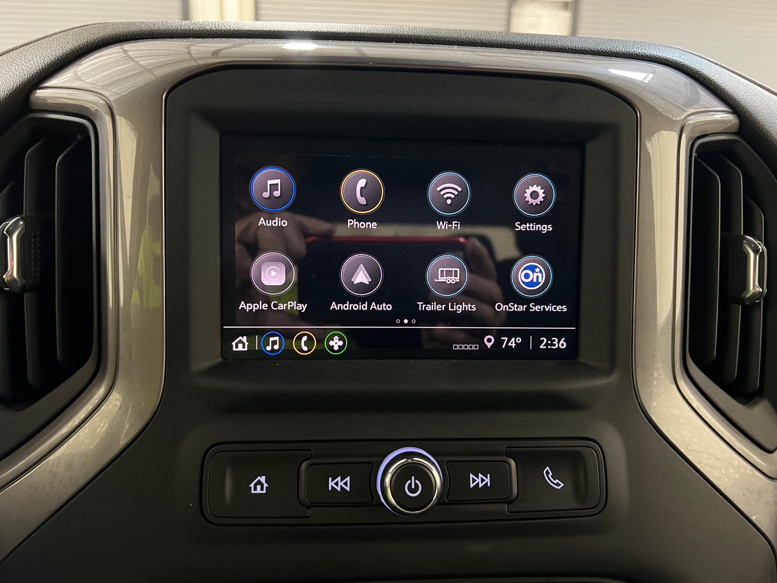 Thumbnail: 2022 Chevrolet Silverado 1500 - 4