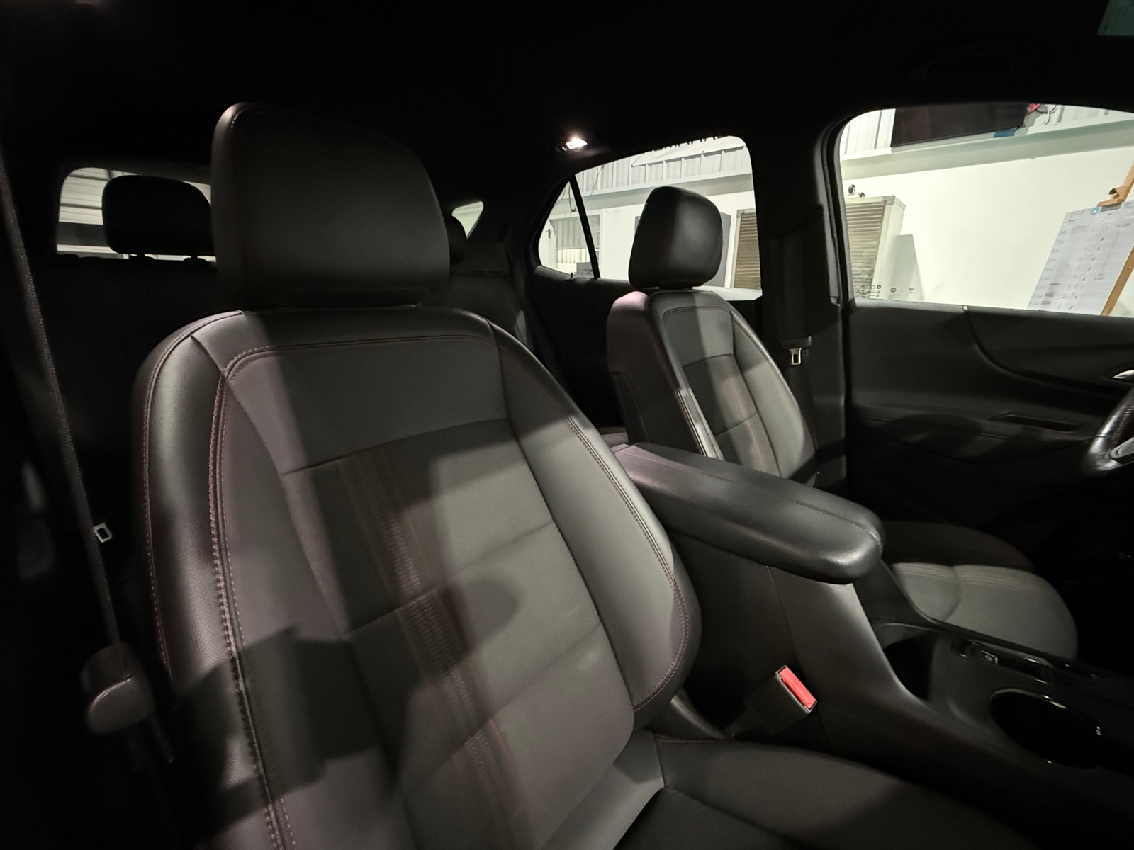 Thumbnail: 2022 Chevrolet Equinox - 2