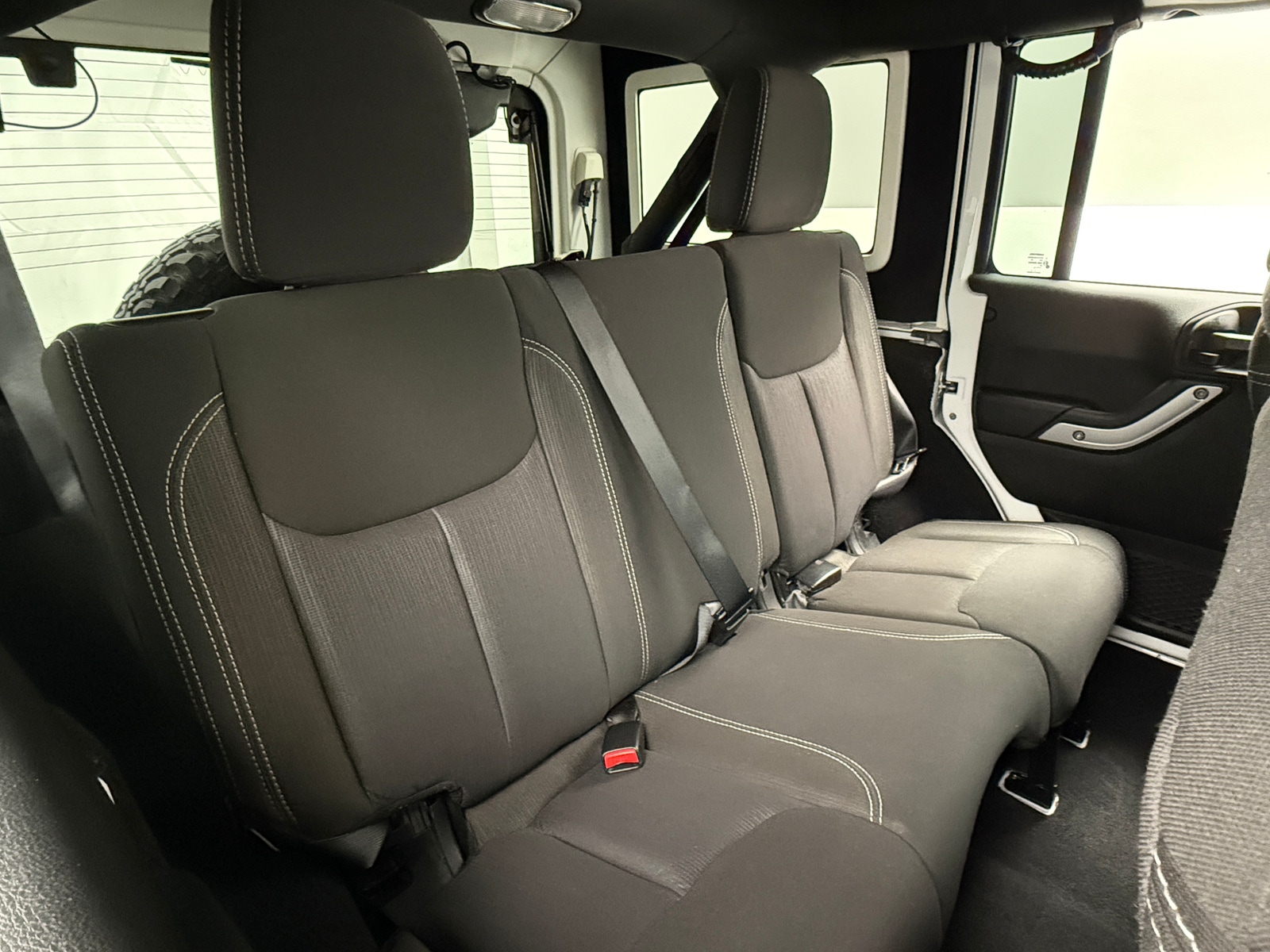 Thumbnail: 2014 Jeep Wrangler - 5