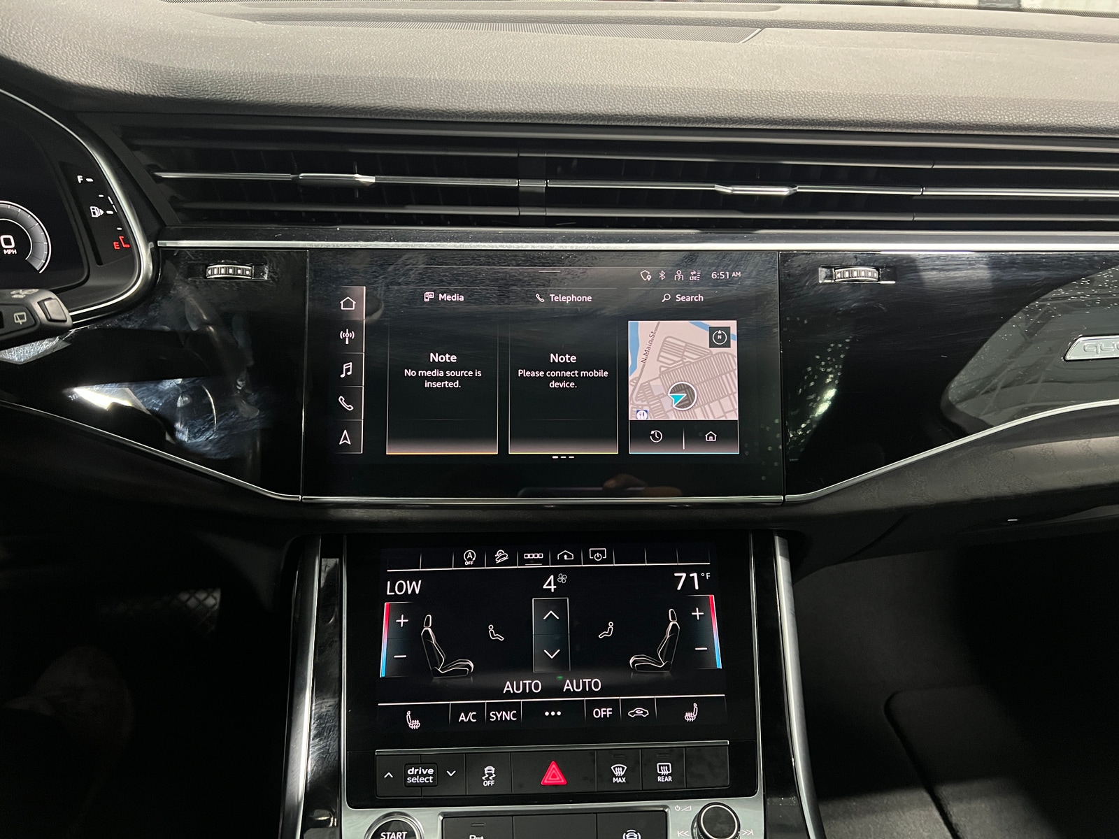 Thumbnail: 2021 Audi Q7 - 3