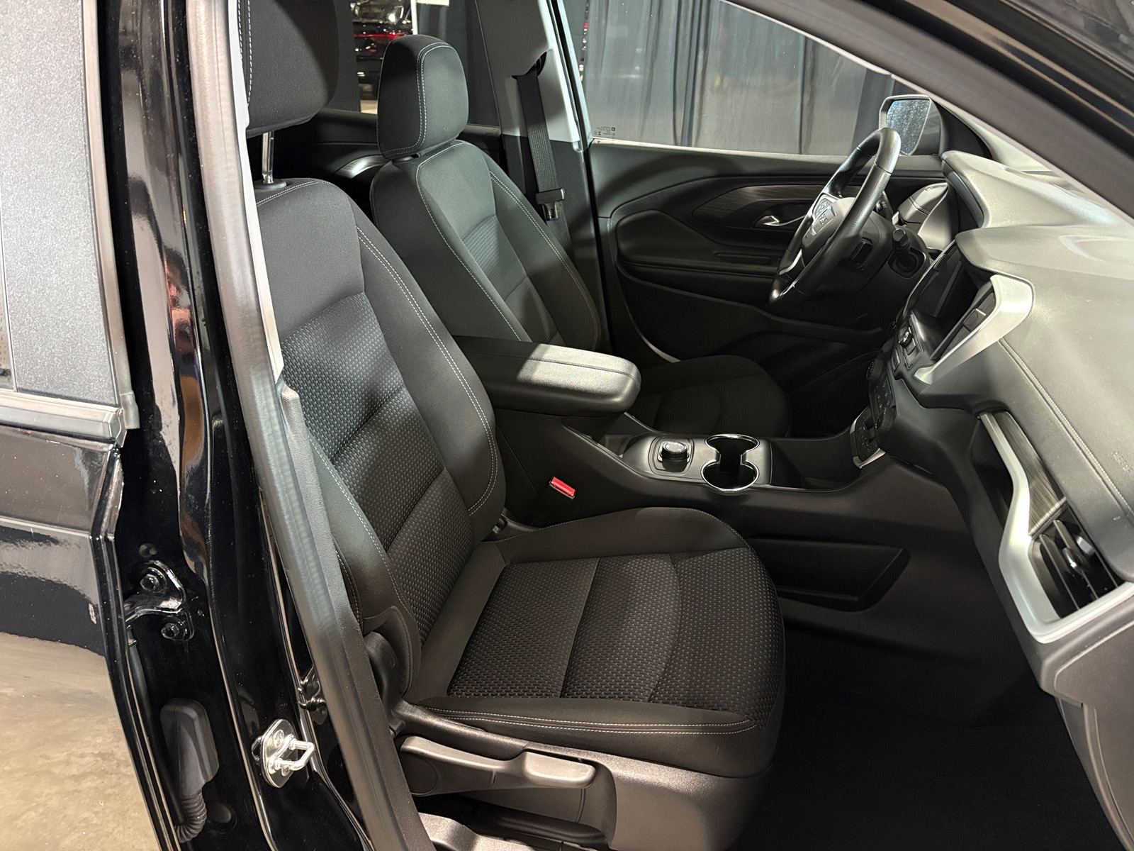 Thumbnail: 2024 GMC Terrain - 2