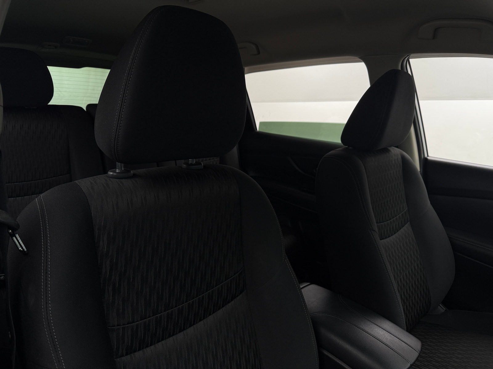 Thumbnail: 2018 Nissan Rogue - 2