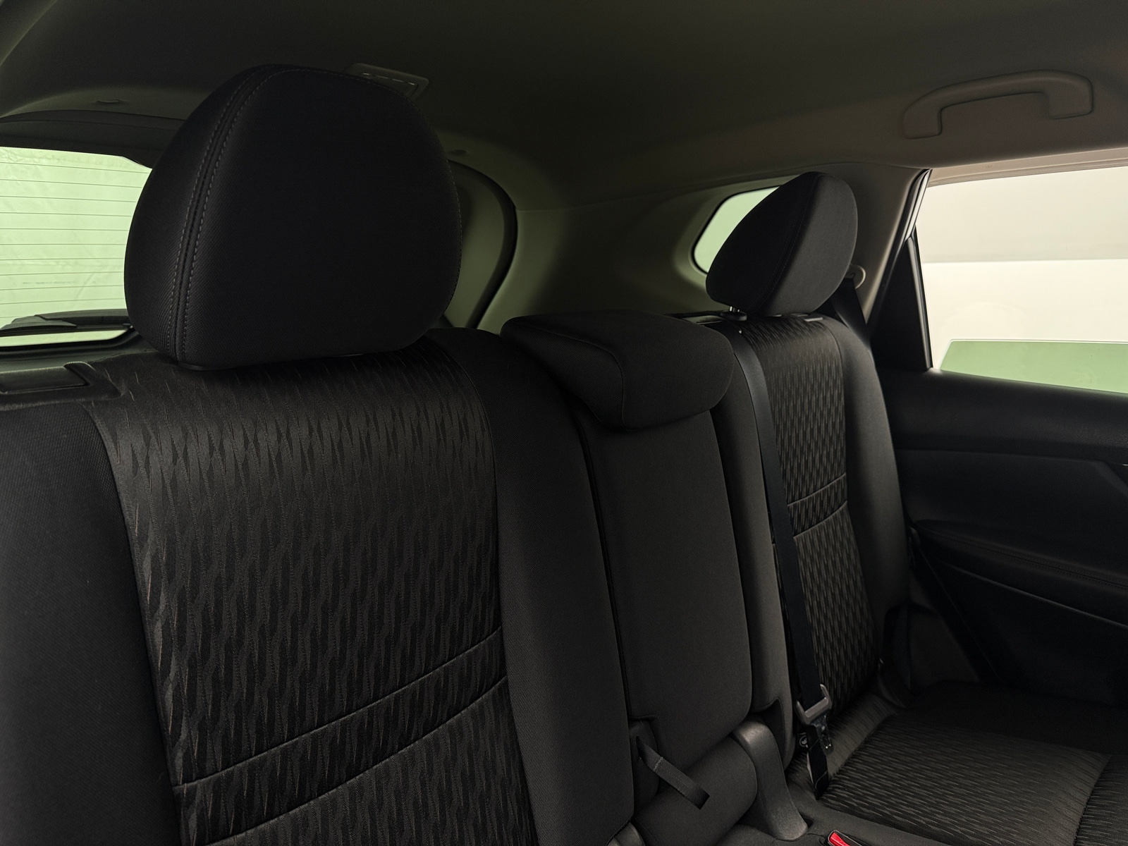 Thumbnail: 2018 Nissan Rogue - 6