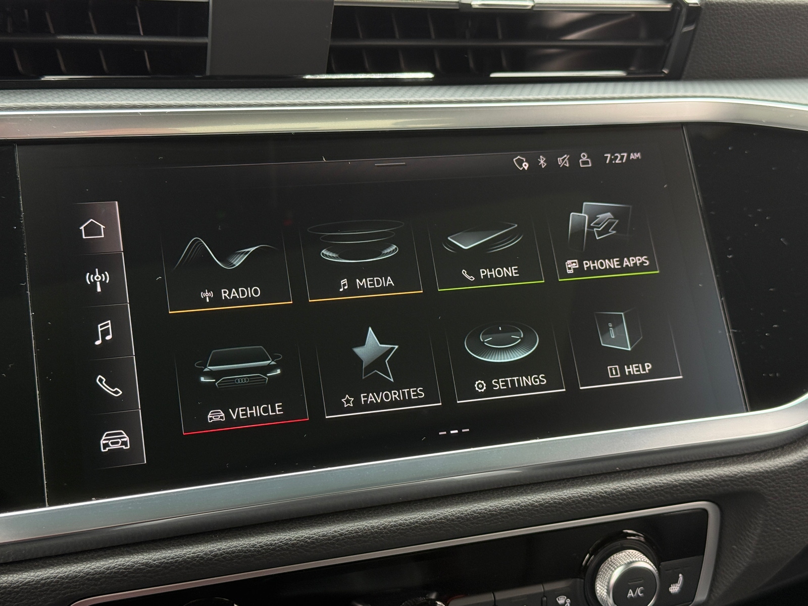 Thumbnail: 2023 Audi Q3 - 3