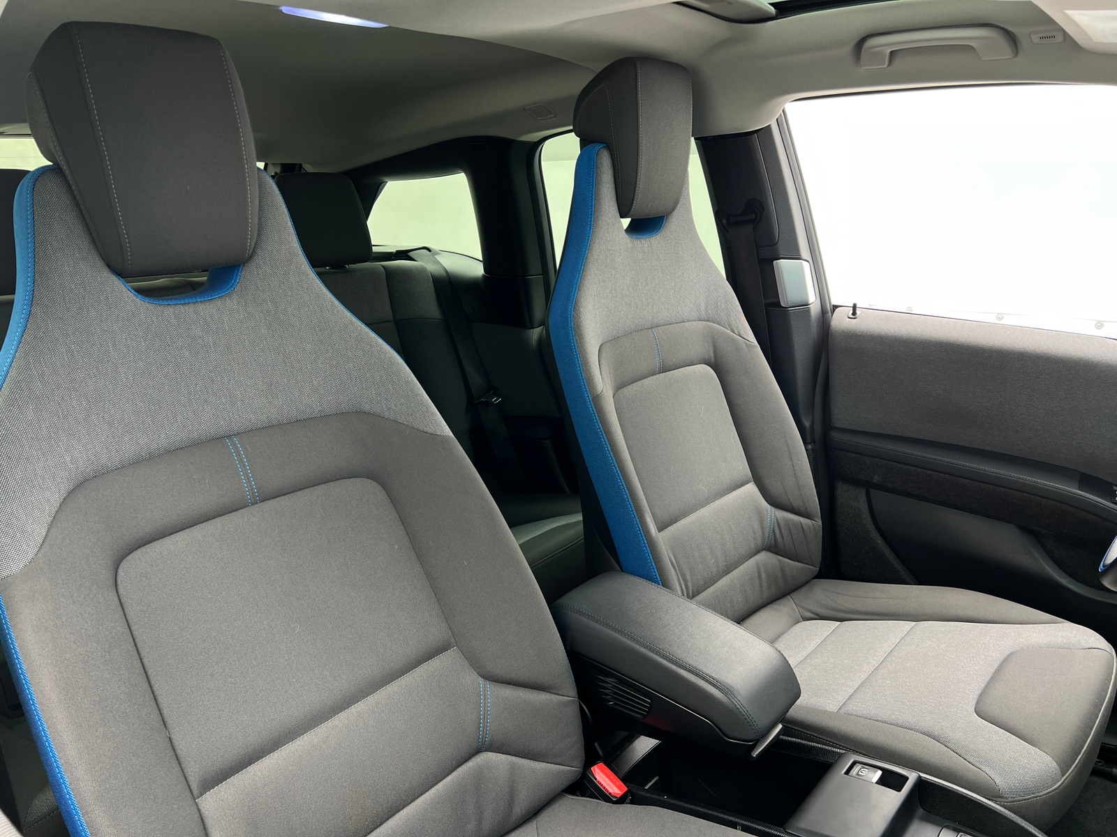 Thumbnail: 2020 BMW i3 - 2