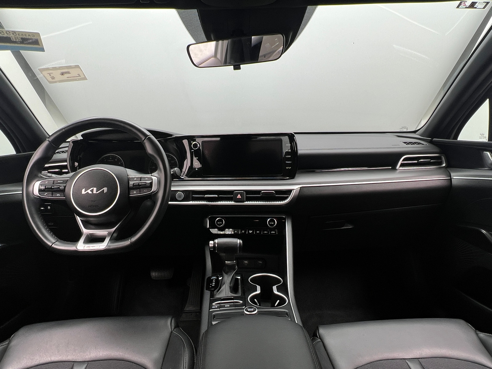 Thumbnail: 2023 Kia K5 - 2