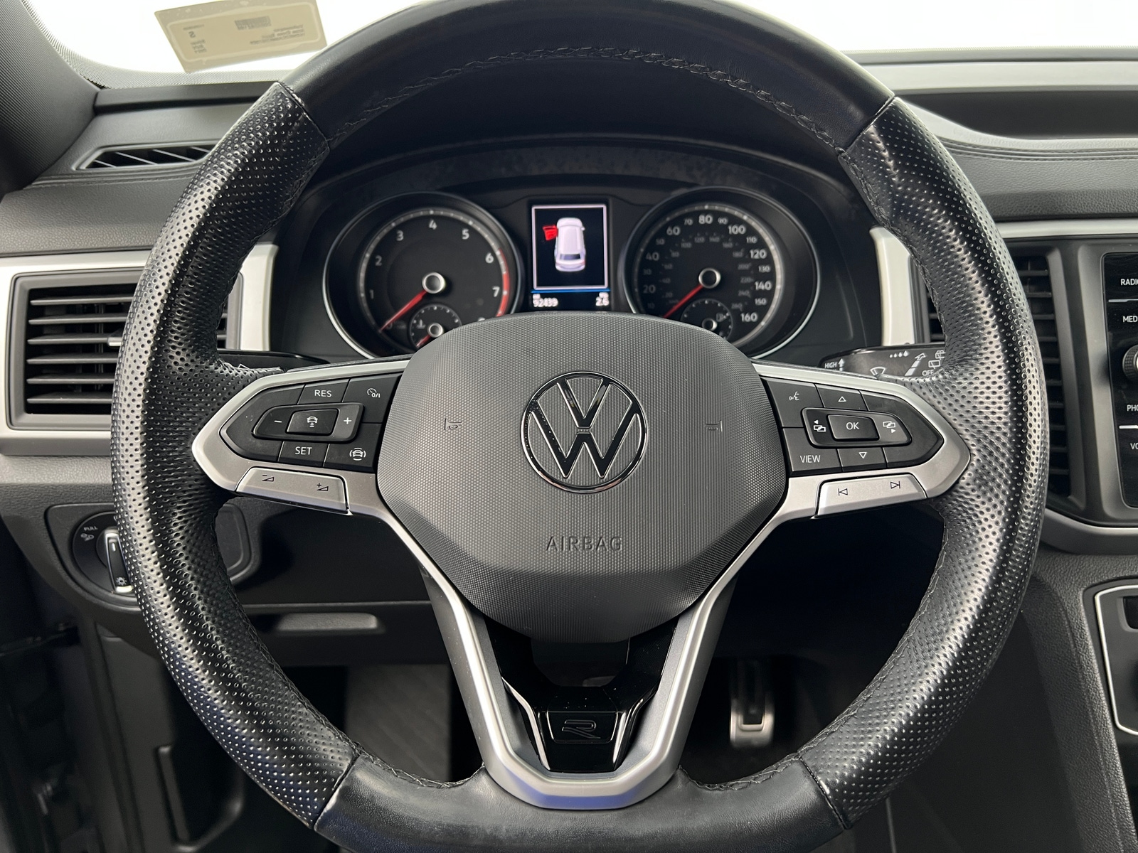 Thumbnail: 2021 Volkswagen Atlas - 4