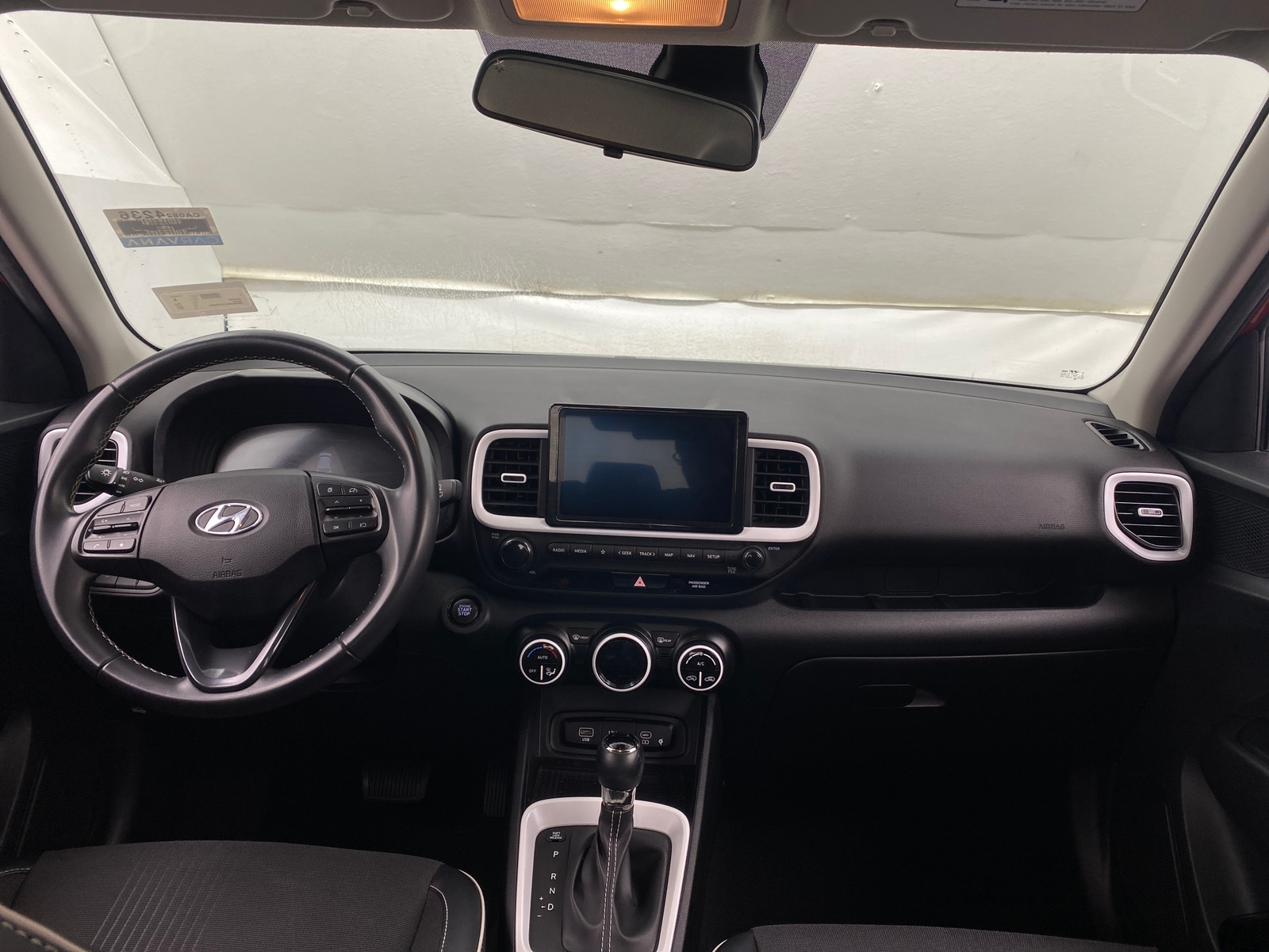 Thumbnail: 2024 Hyundai Venue - 3