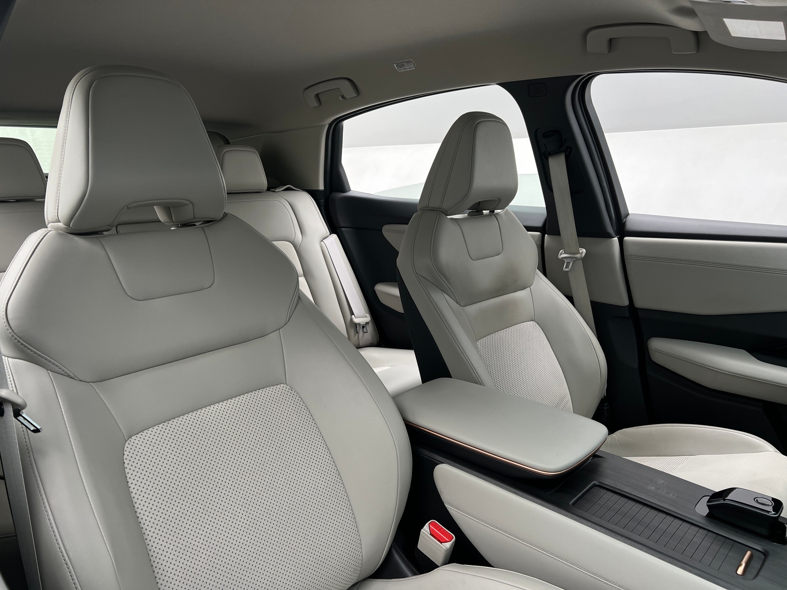 Thumbnail: 2024 Nissan Ariya - 2