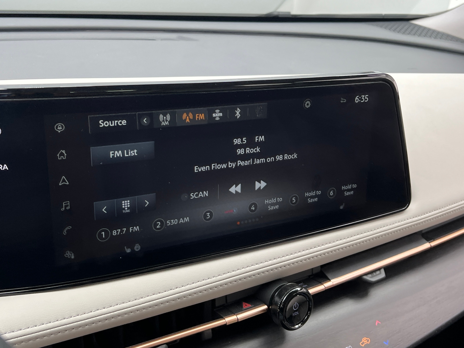 Thumbnail: 2024 Nissan Ariya - 4