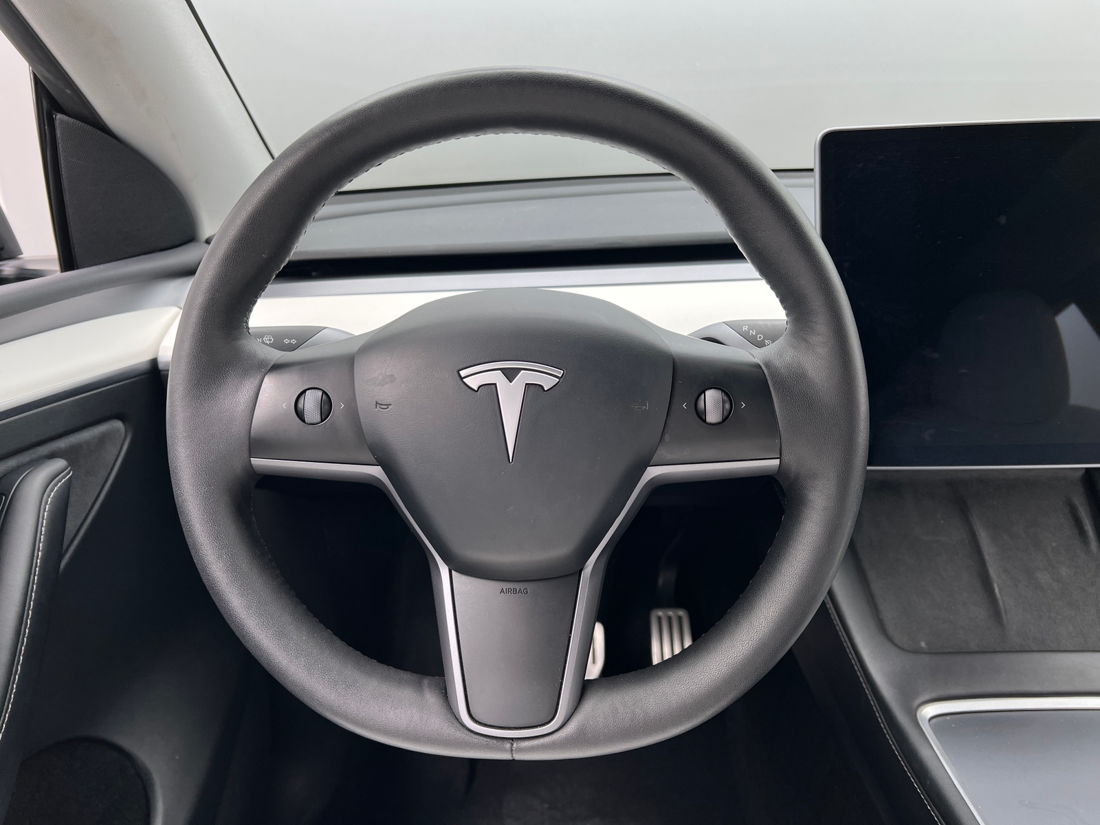 Thumbnail: 2023 Tesla Model Y - 3