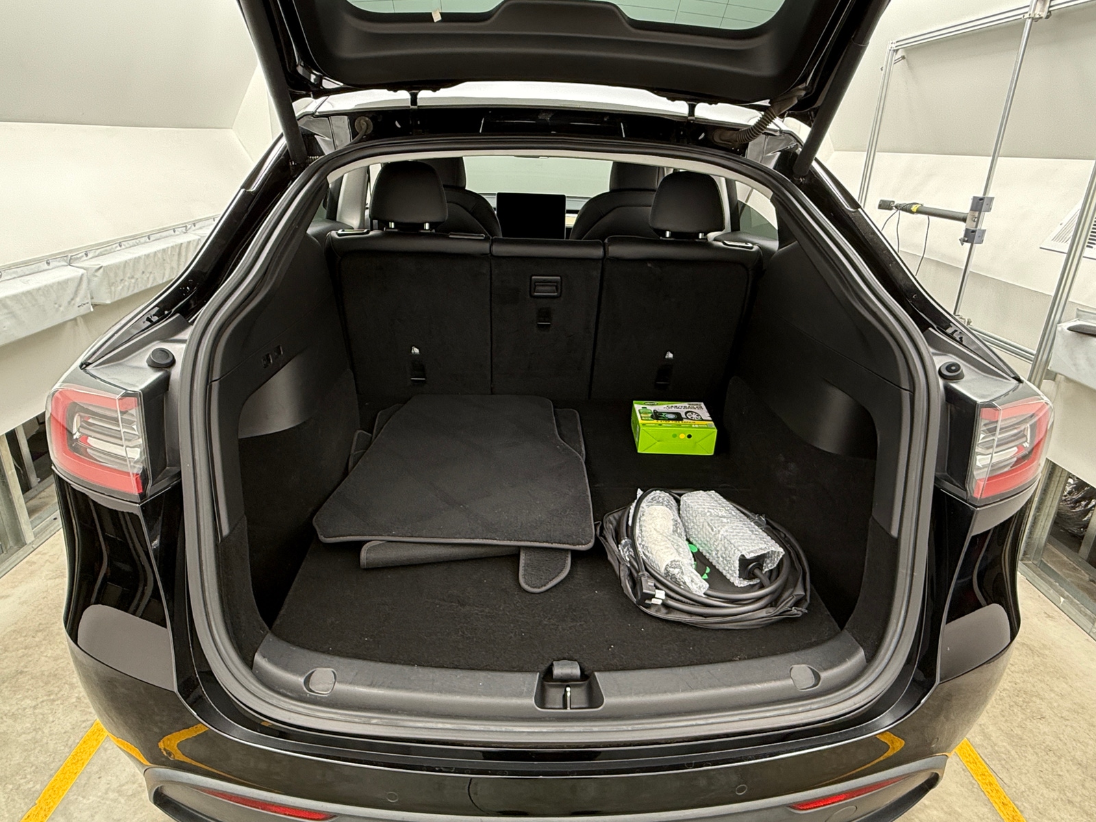 Thumbnail: 2022 Tesla Model Y - 6