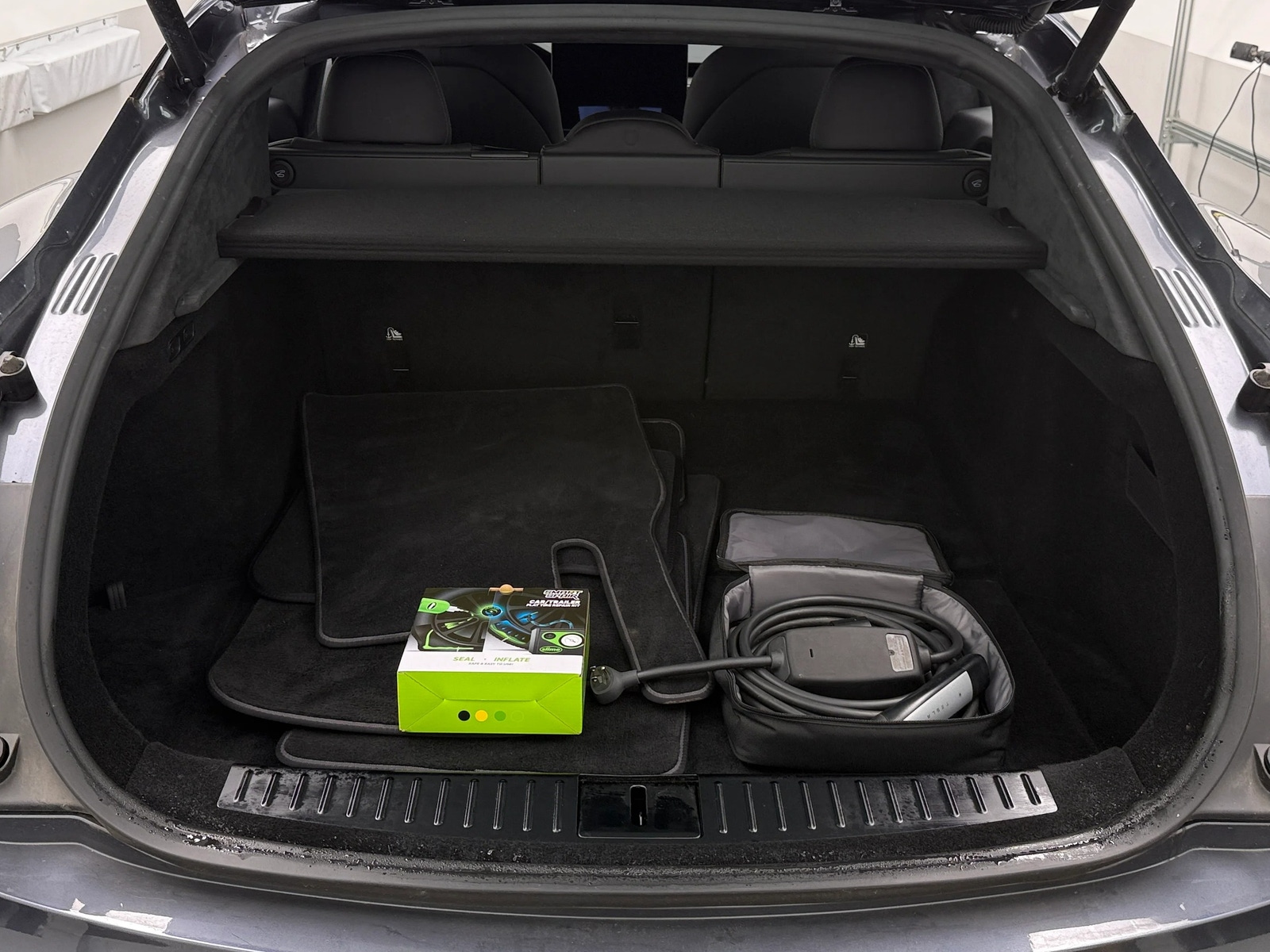 Thumbnail: 2022 Tesla Model S - 6