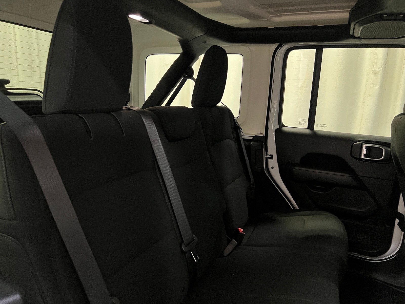 Thumbnail: 2018 Jeep Wrangler - 6