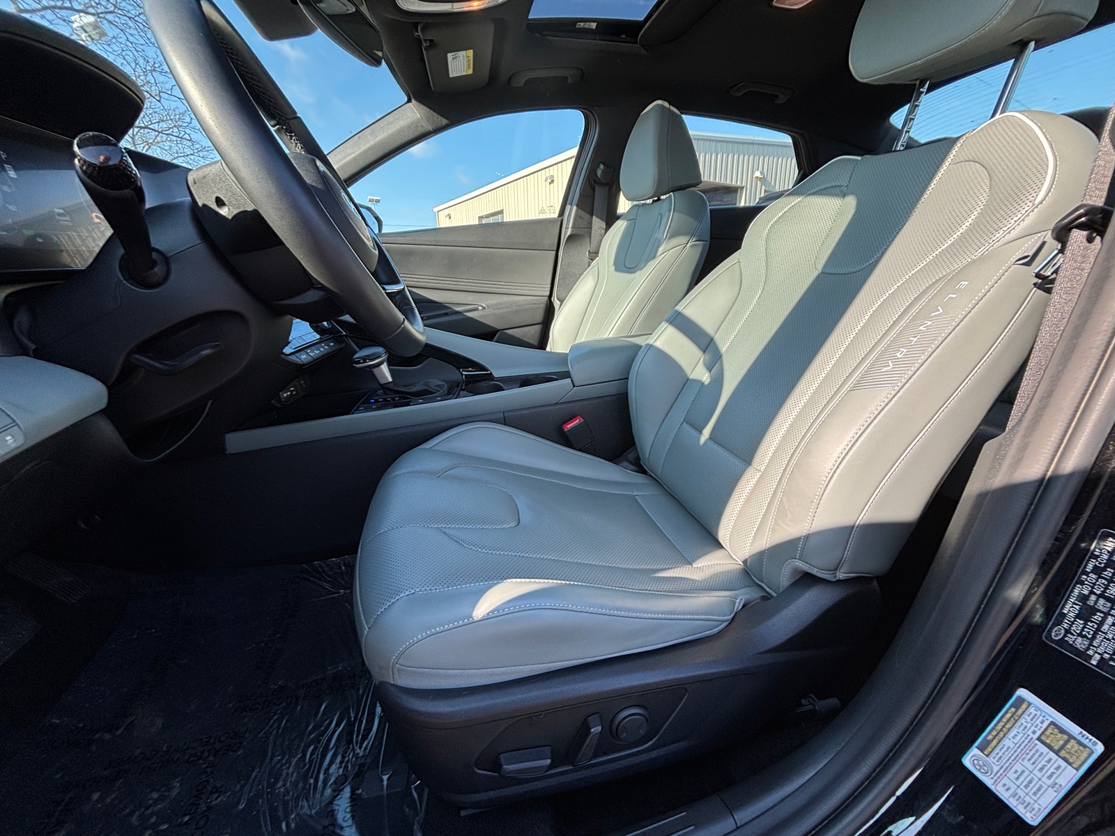 Thumbnail: 2025 Hyundai Elantra - 2