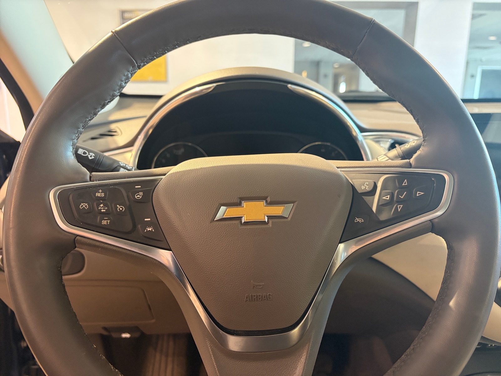 Thumbnail: 2024 Chevrolet Malibu - 4