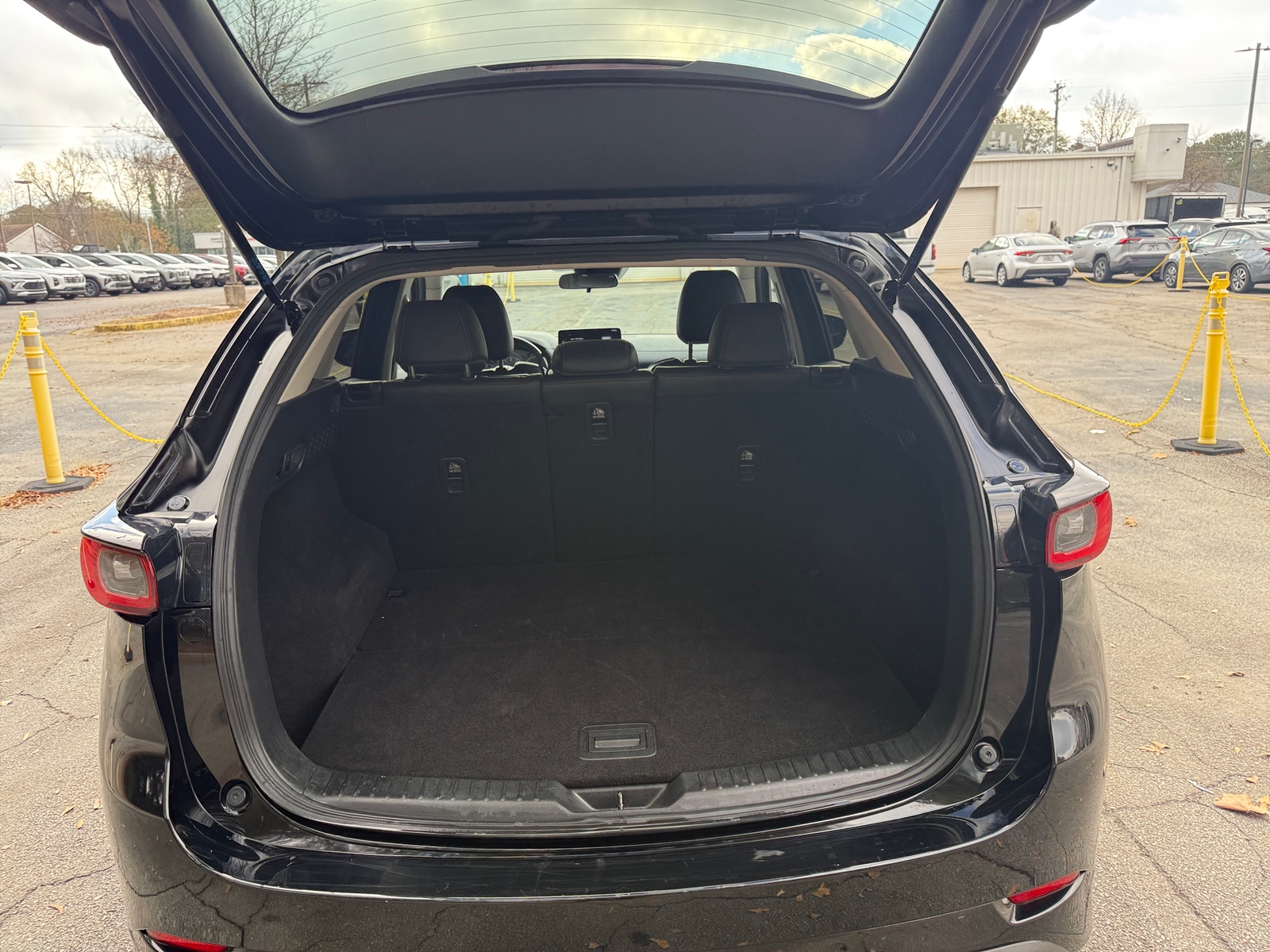 Thumbnail: 2025 Mazda CX-5 - 6