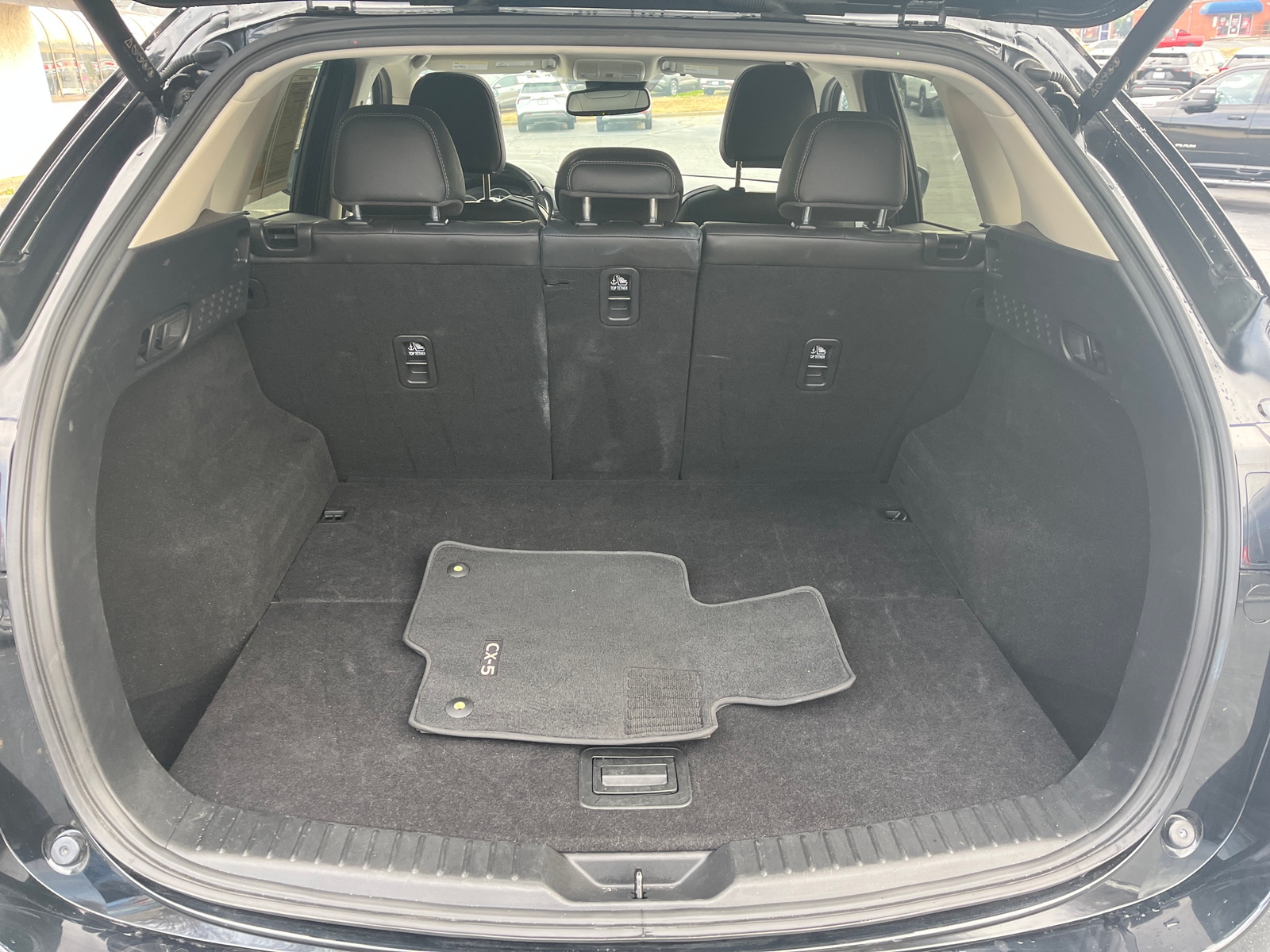 Thumbnail: 2025 Mazda CX-5 - 4