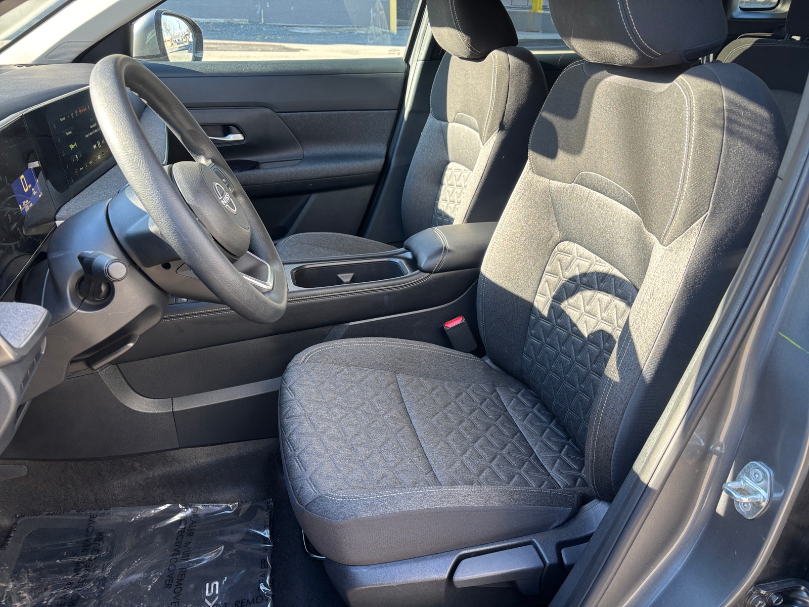 Thumbnail: 2025 Nissan Kicks - 2