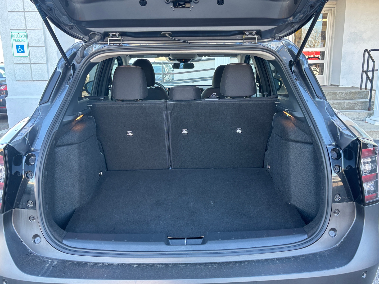 Thumbnail: 2025 Nissan Kicks - 5