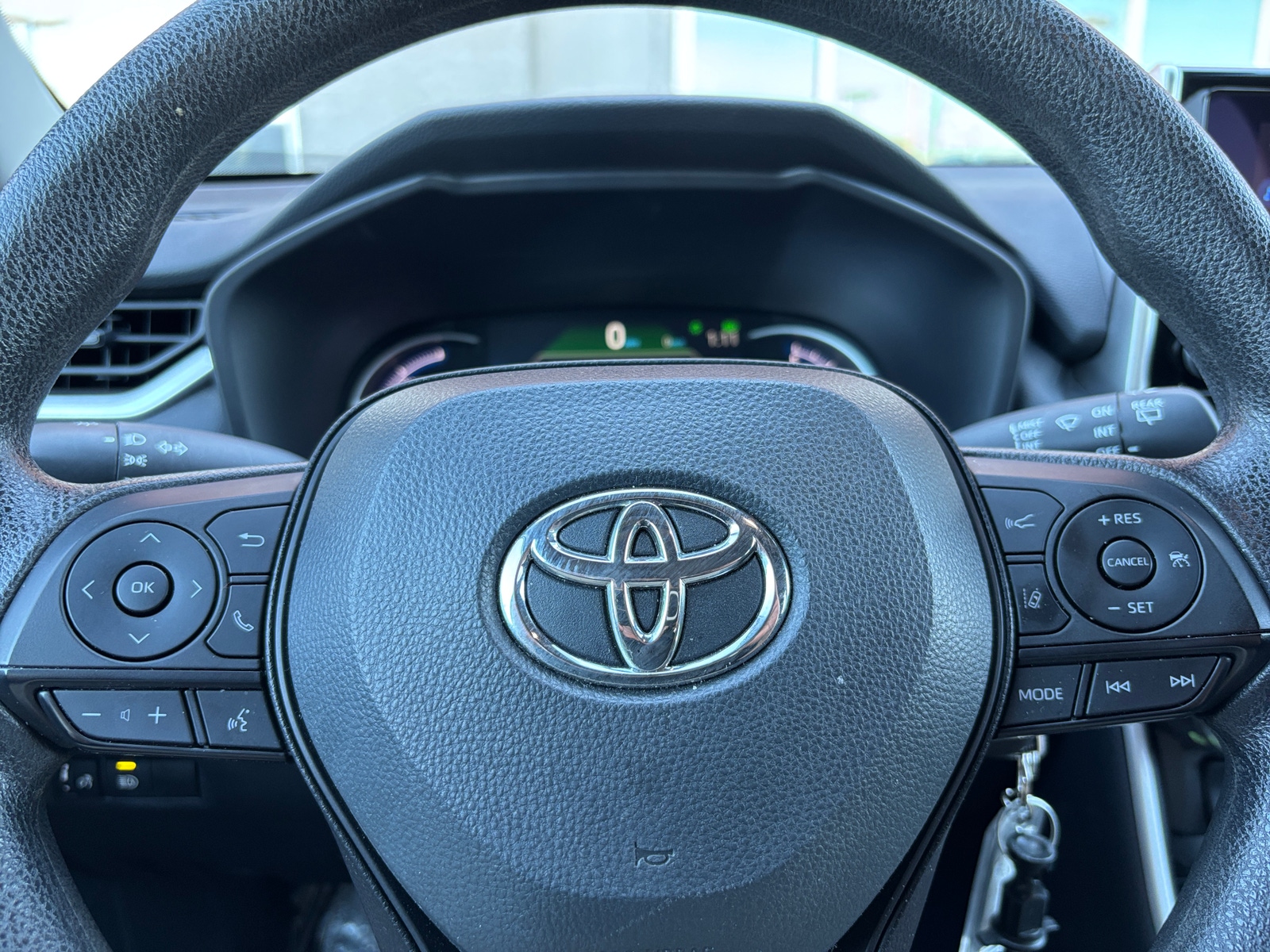 Thumbnail: 2025 Toyota RAV4 - 5