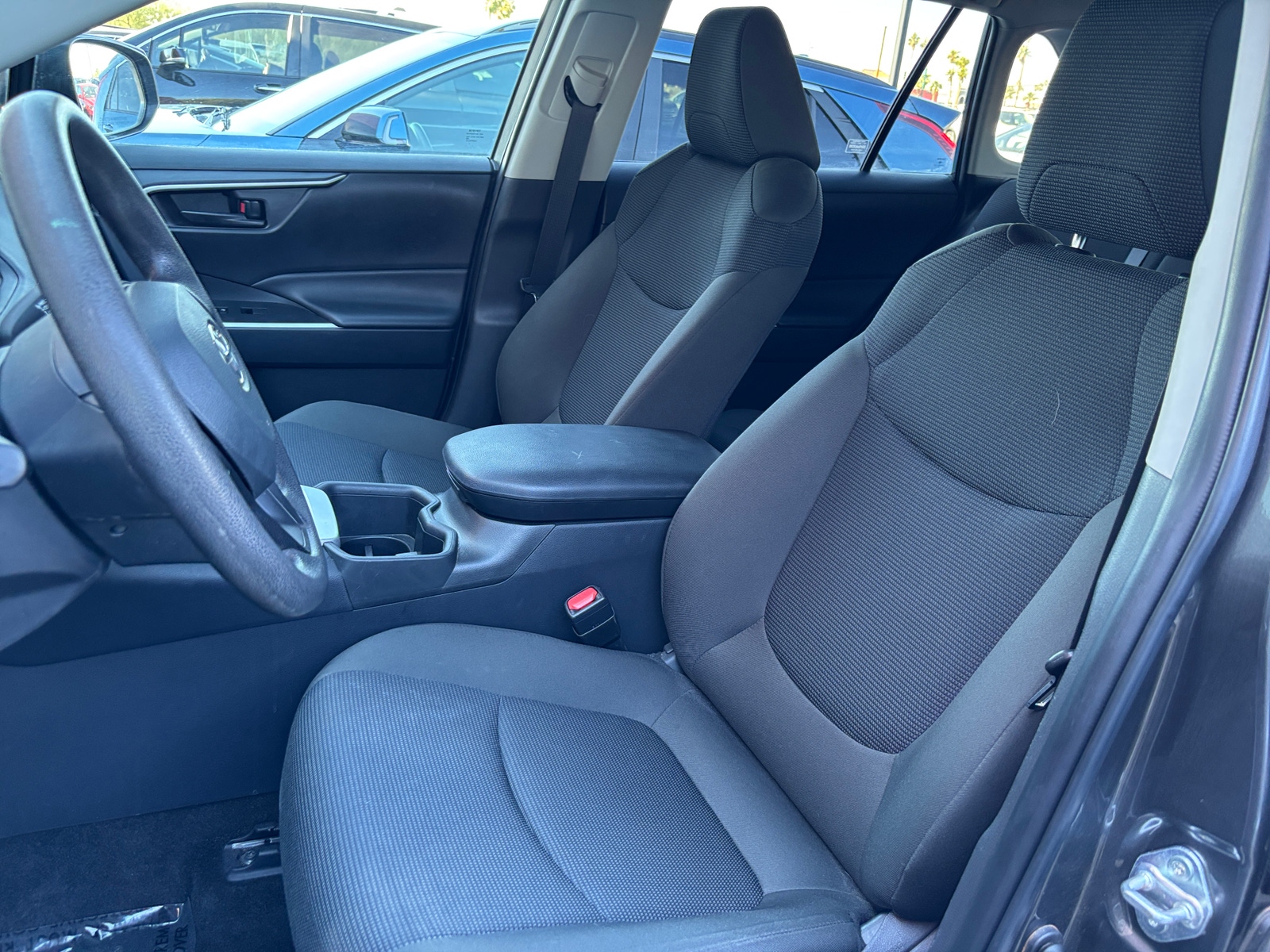 Thumbnail: 2025 Toyota RAV4 - 2