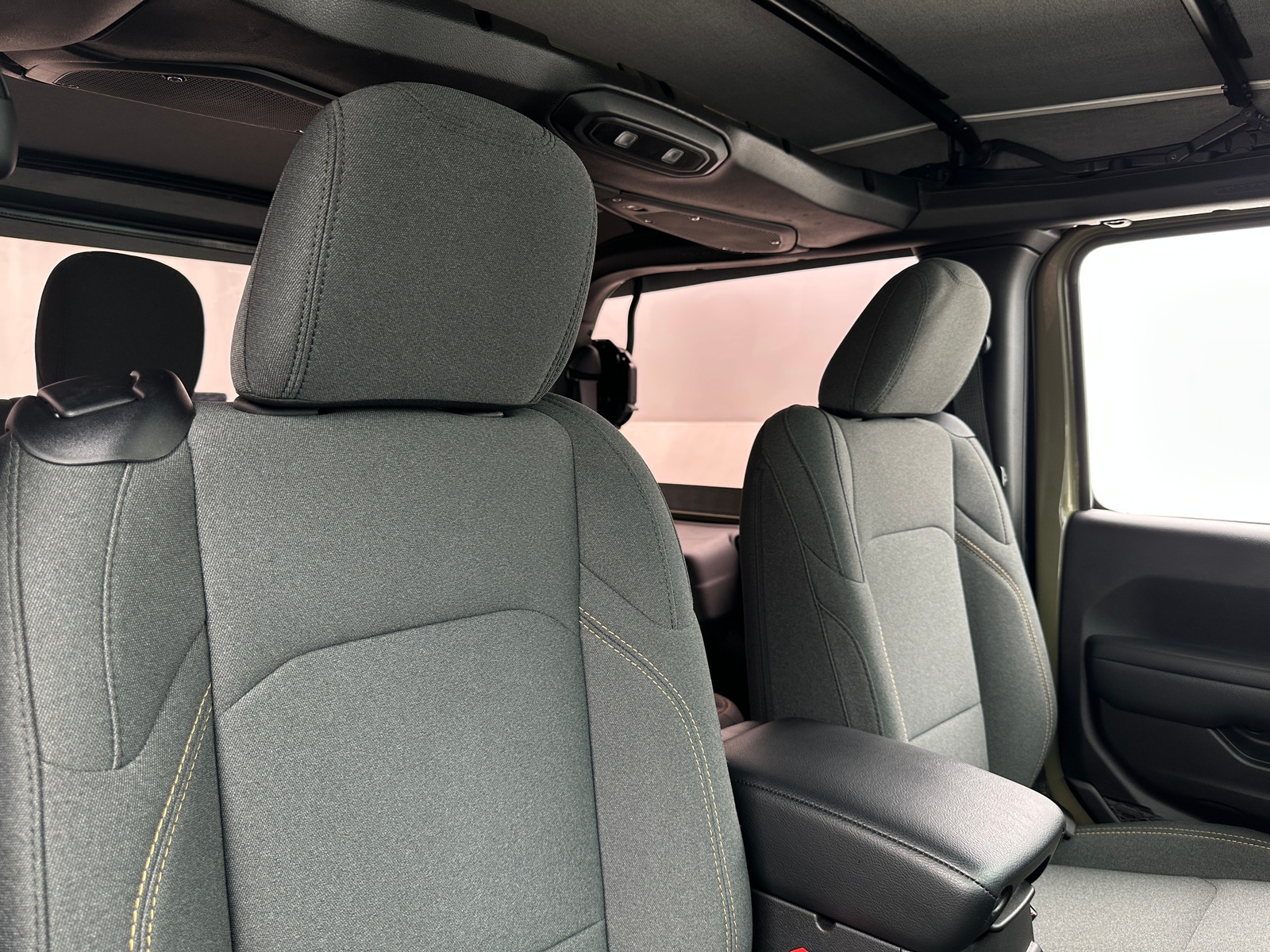 Thumbnail: 2025 Jeep Wrangler - 2