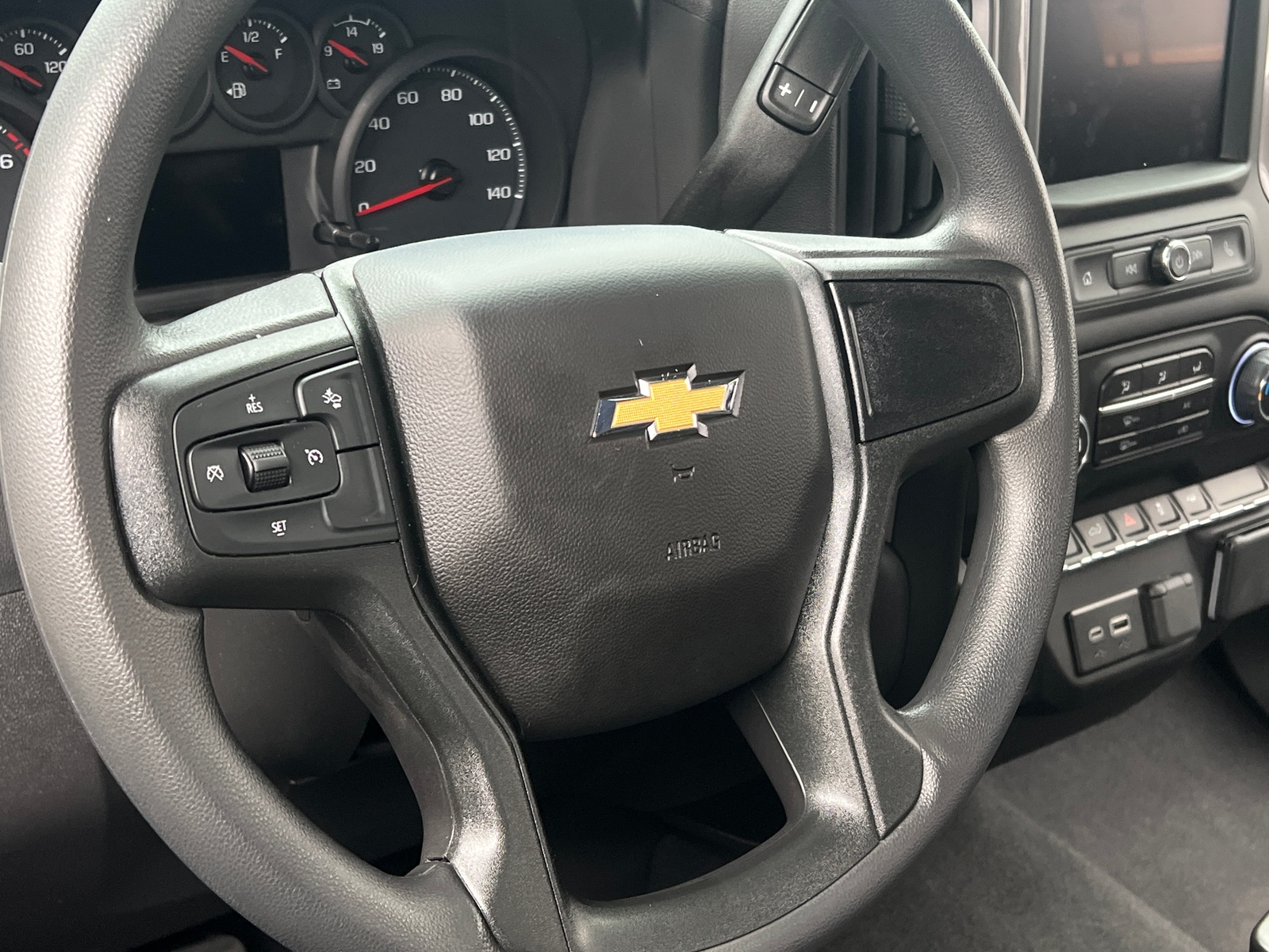 Thumbnail: 2025 Chevrolet Silverado 1500 - 5