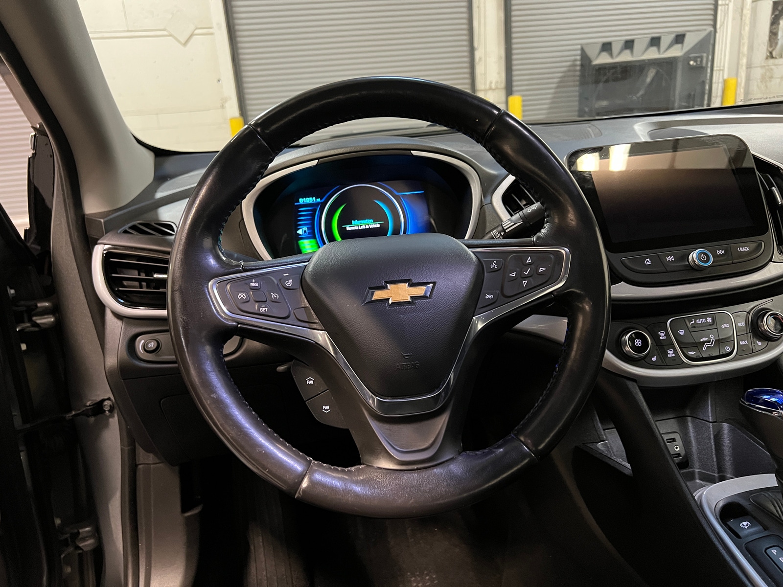 Thumbnail: 2018 Chevrolet Volt - 4