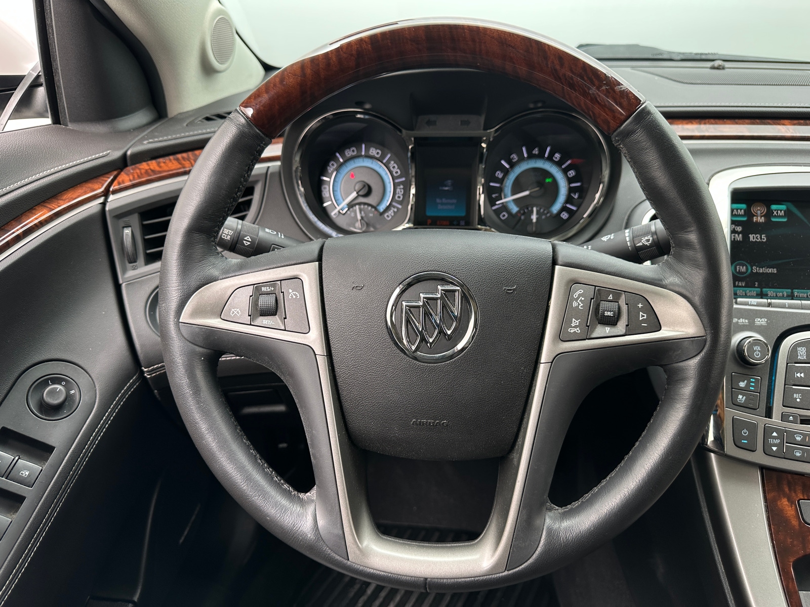 Thumbnail: 2012 Buick LaCrosse - 4