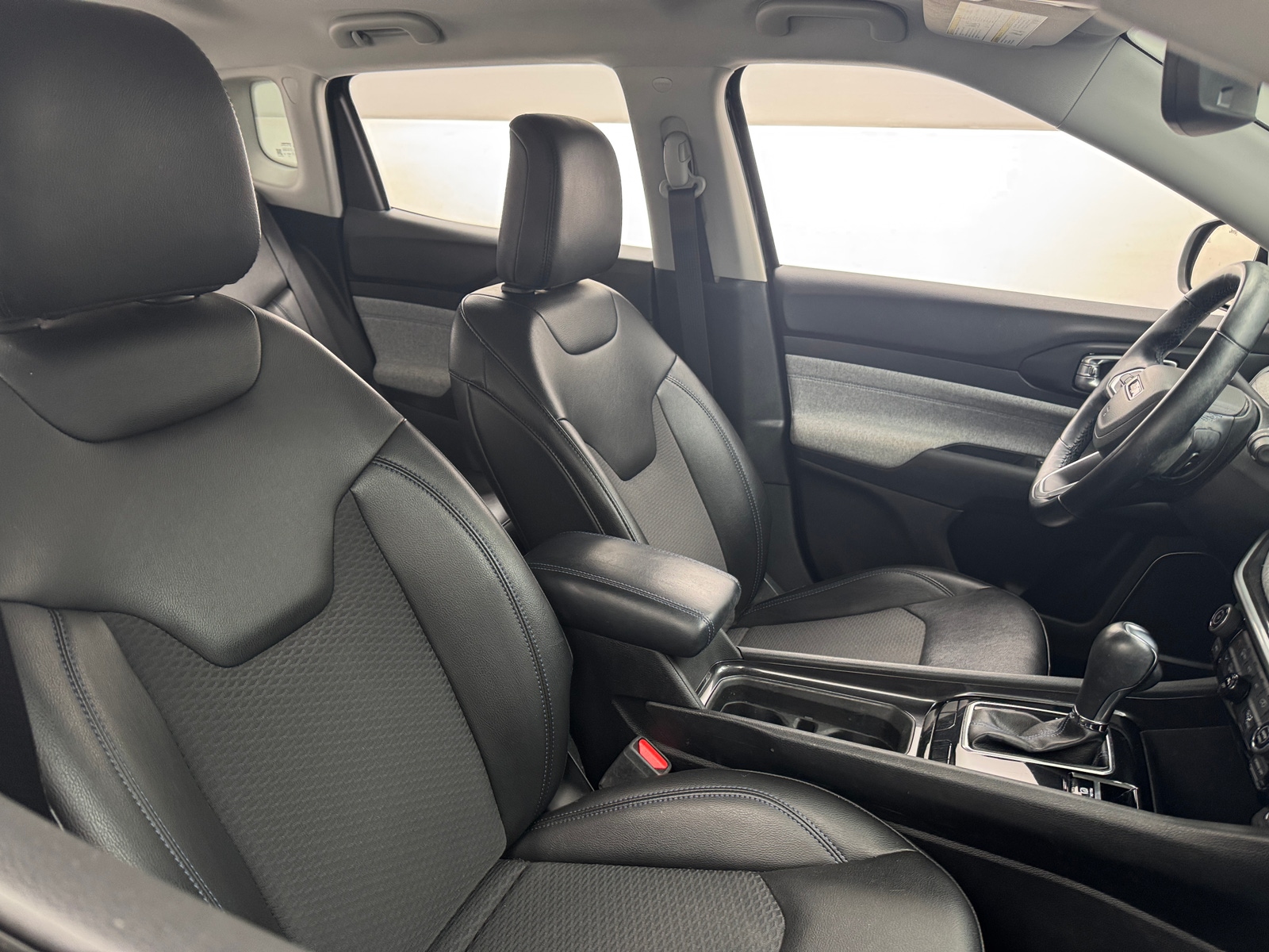 Thumbnail: 2022 Jeep Compass - 2