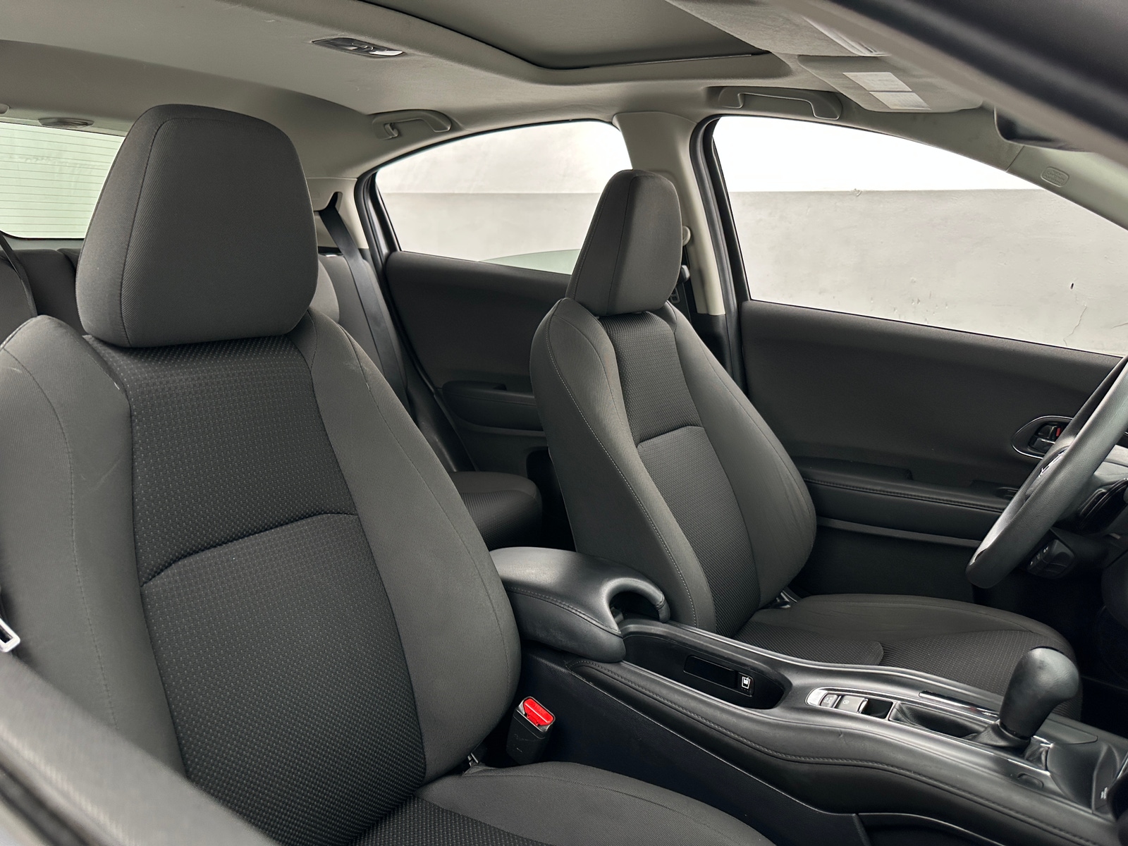 Thumbnail: 2022 Honda HR-V - 2