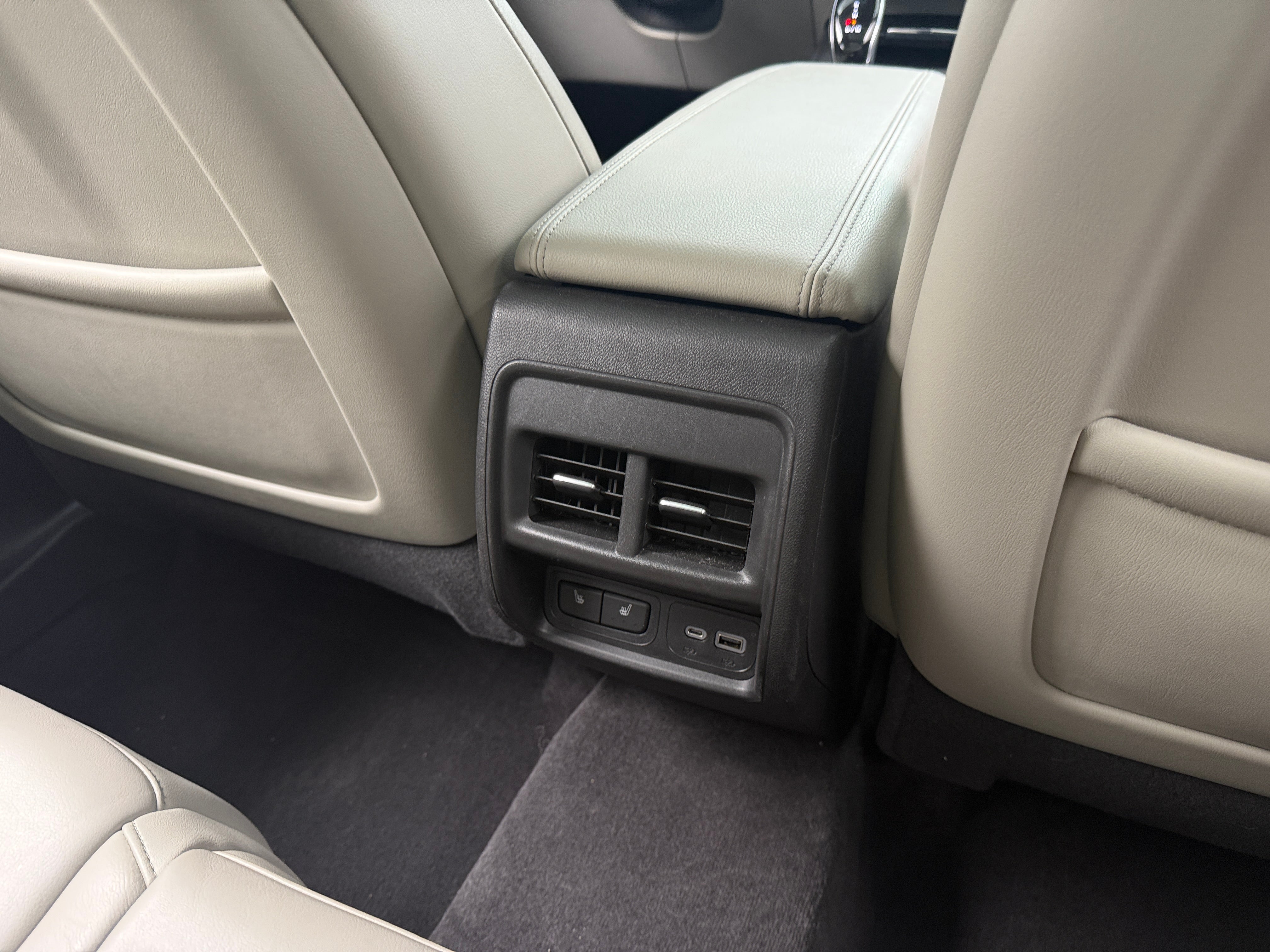 Image of 2020 Cadillac XT4 Premium Luxury