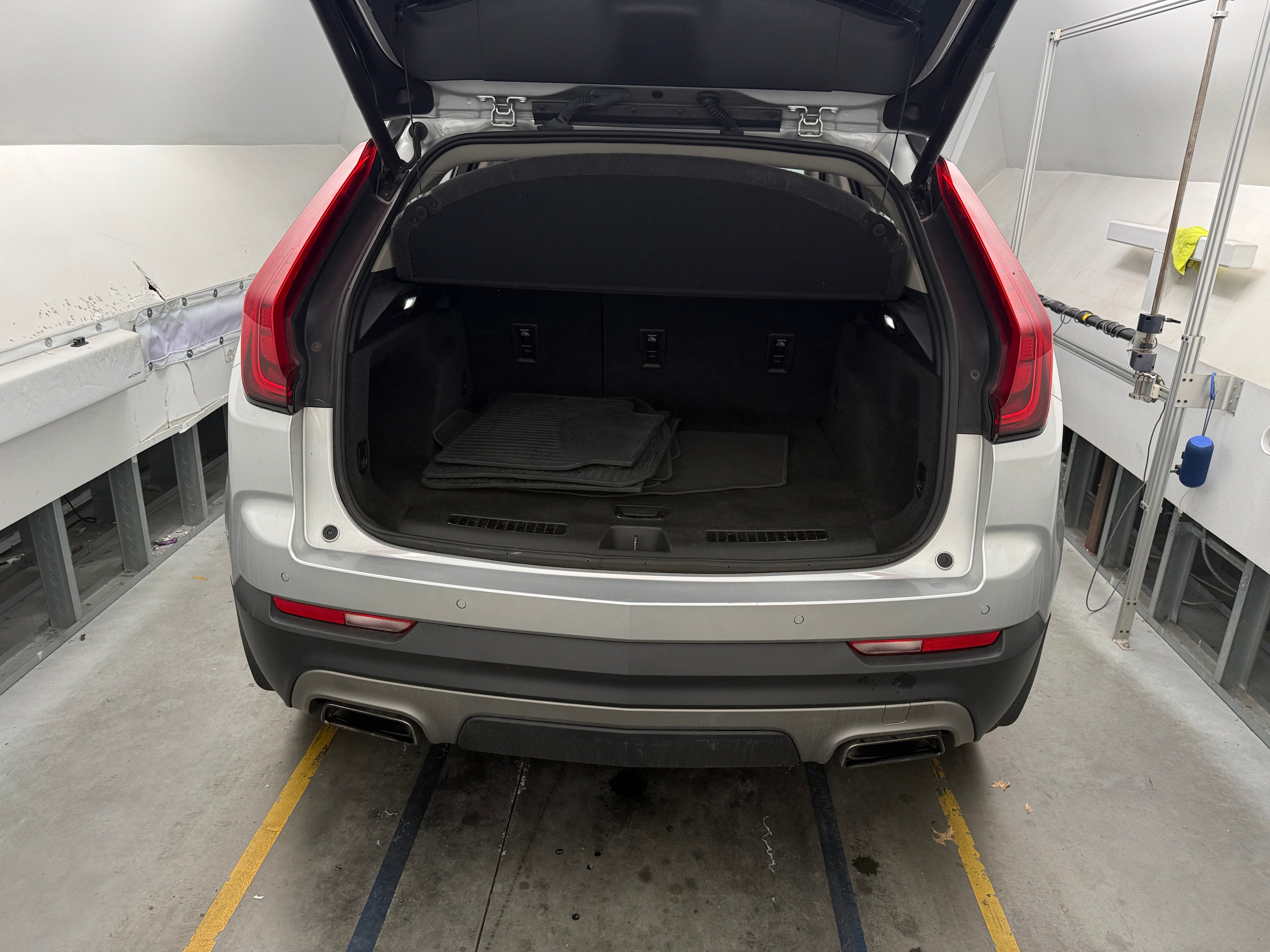 Image of 2020 Cadillac XT4 Premium Luxury