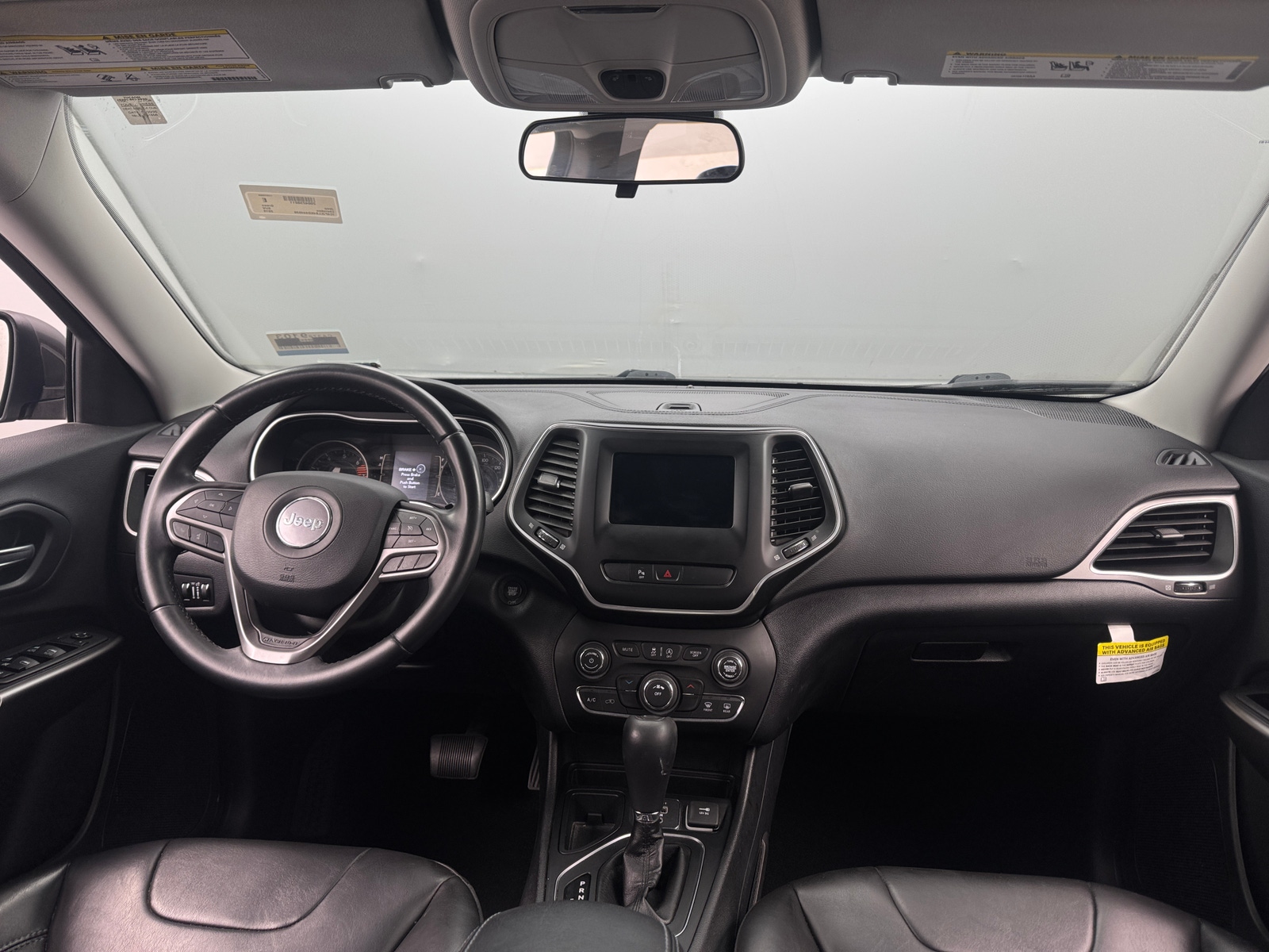 Thumbnail: 2019 Jeep Cherokee - 3