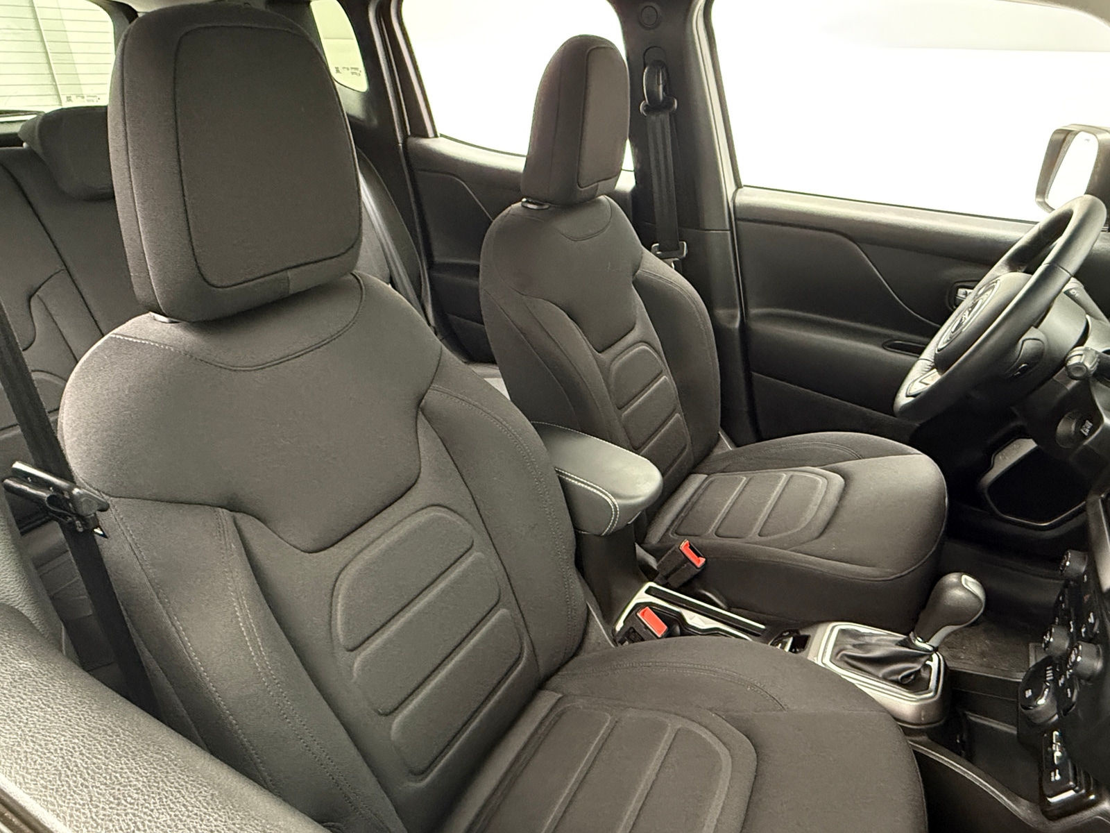 Thumbnail: 2022 Jeep Renegade - 2