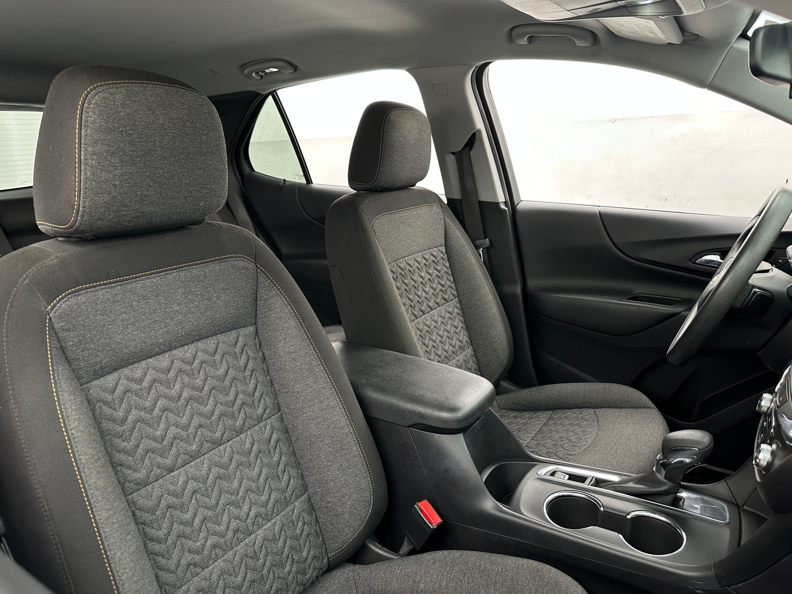 Thumbnail: 2022 Chevrolet Equinox - 2