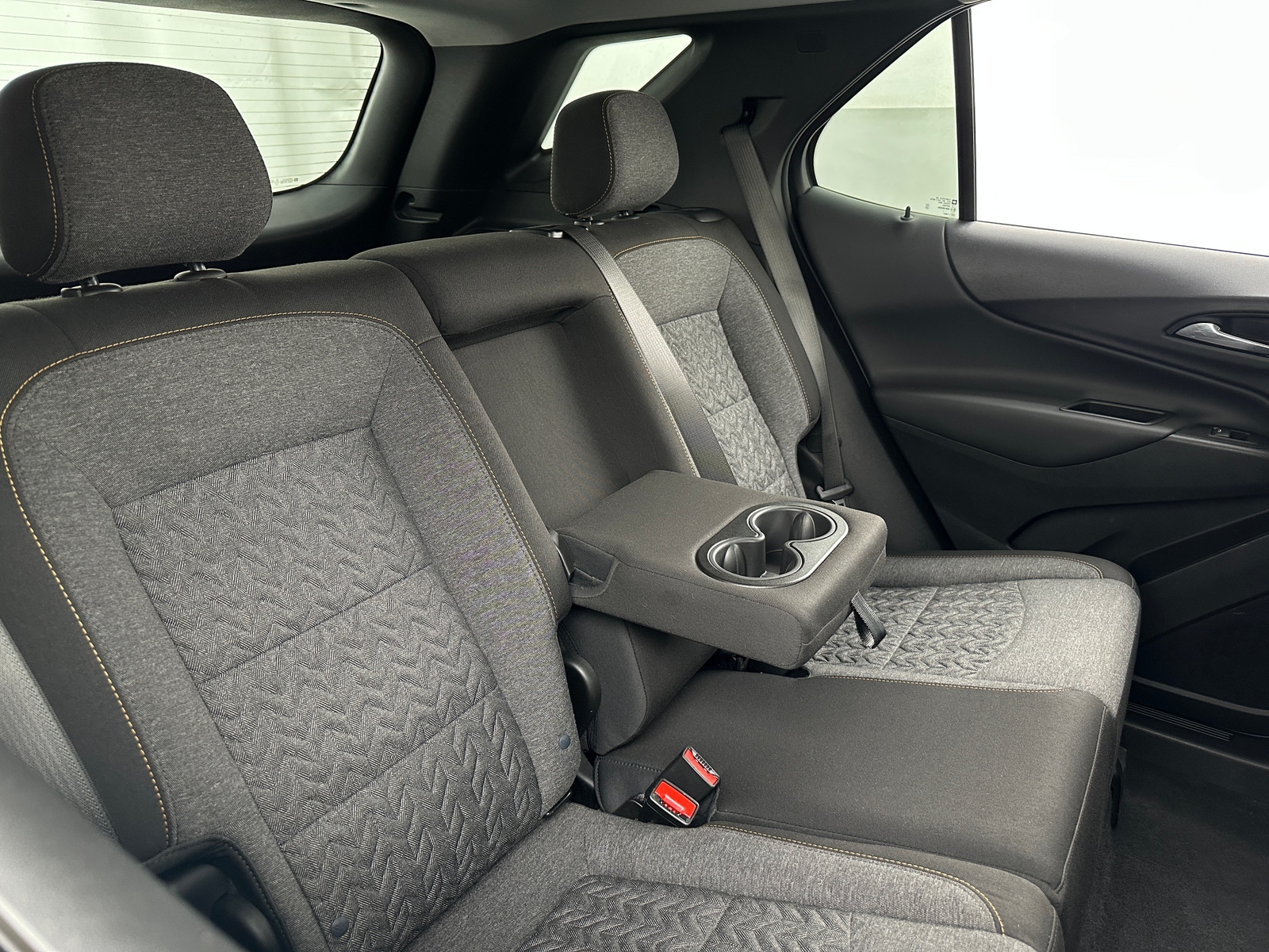 Thumbnail: 2022 Chevrolet Equinox - 6