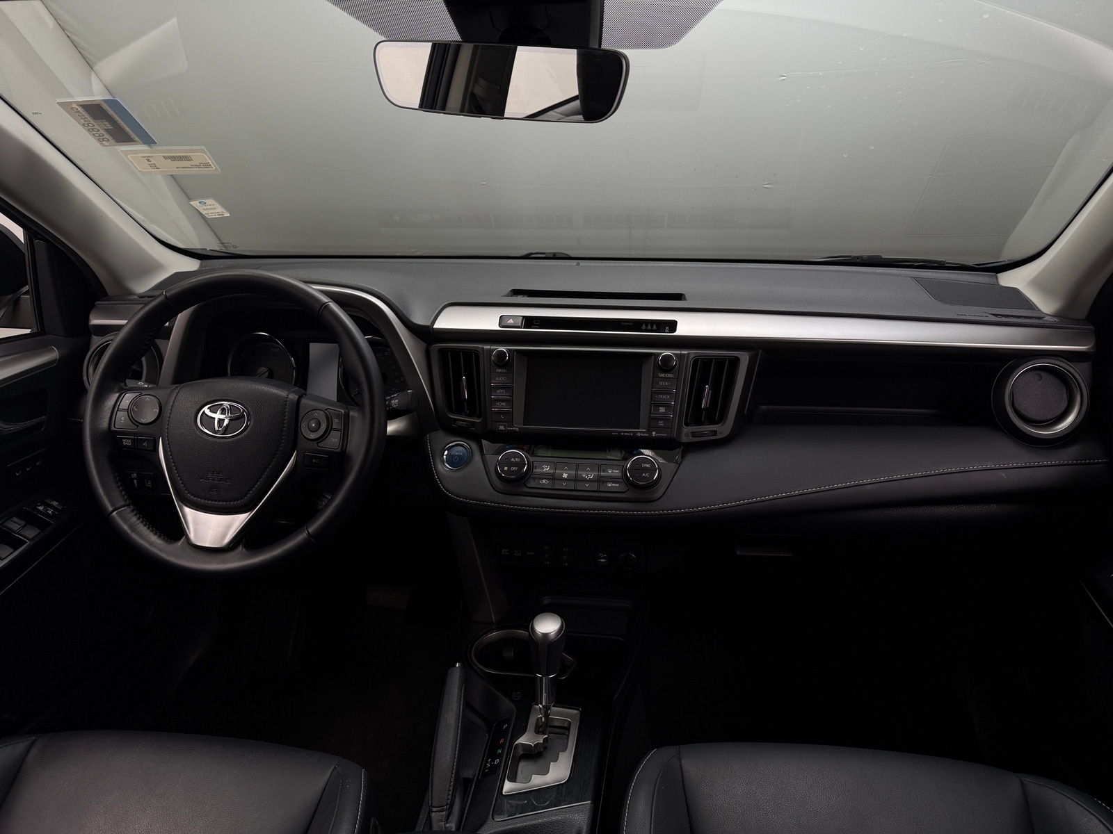 Thumbnail: 2017 Toyota RAV4 - 2