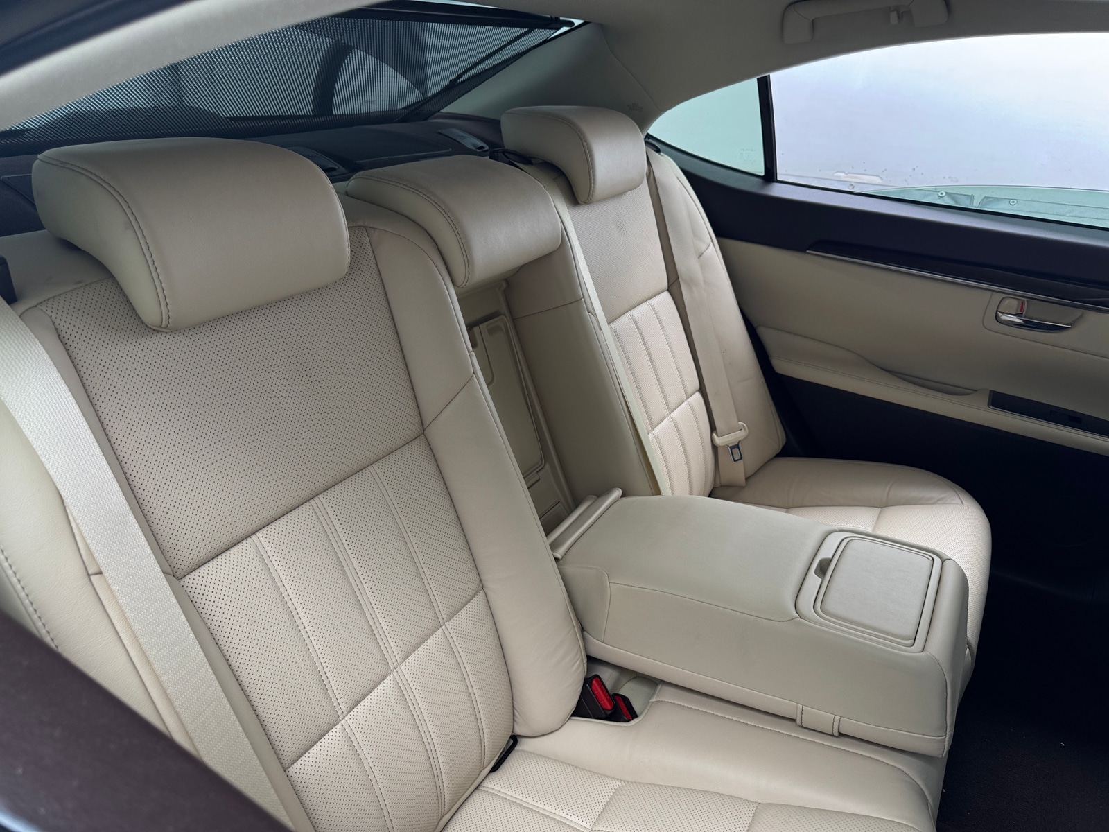 Thumbnail: 2018 Lexus ES - 5