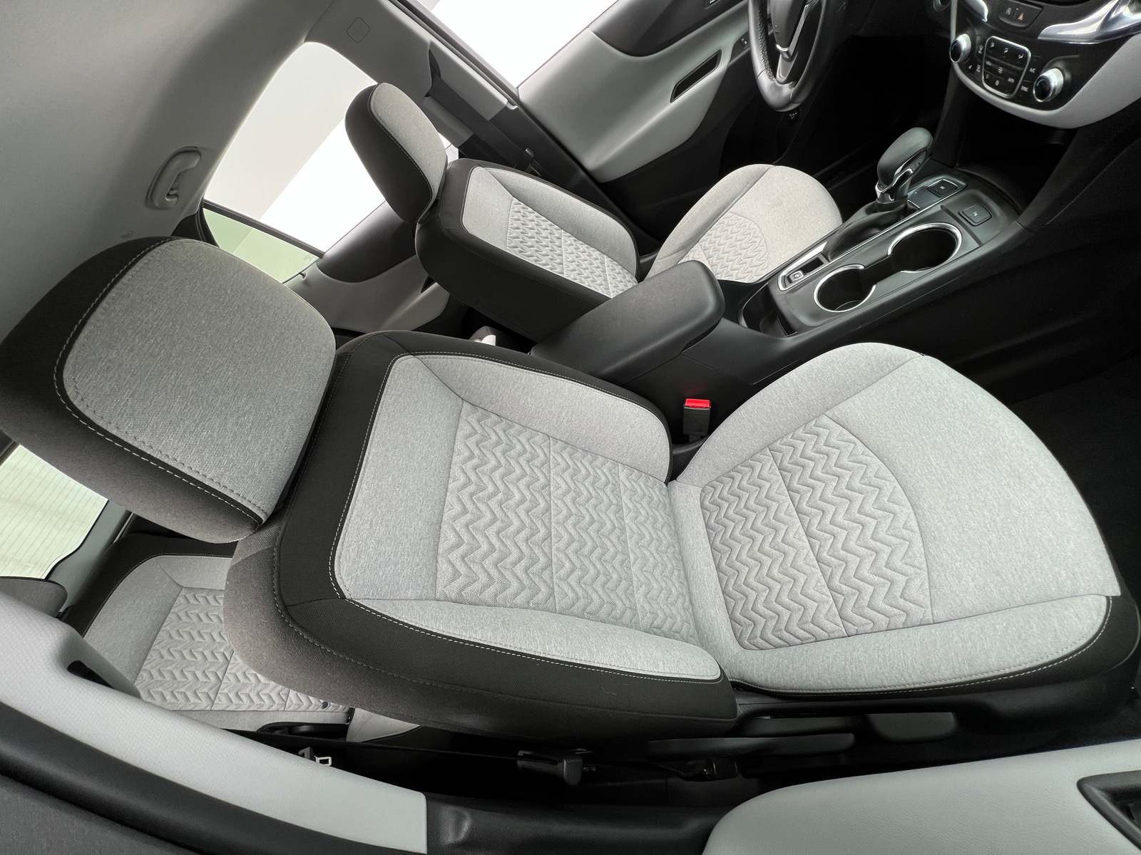 Thumbnail: 2024 Chevrolet Equinox - 2