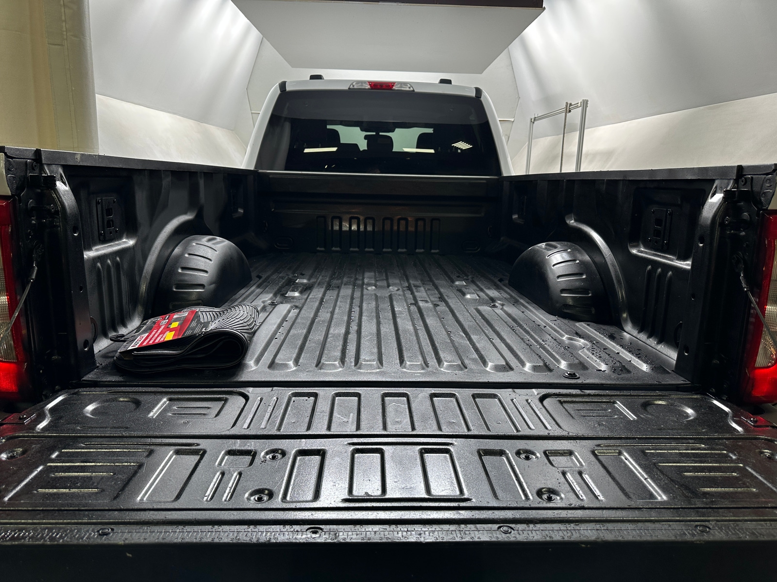 Thumbnail: 2025 Ford Econoline - 7