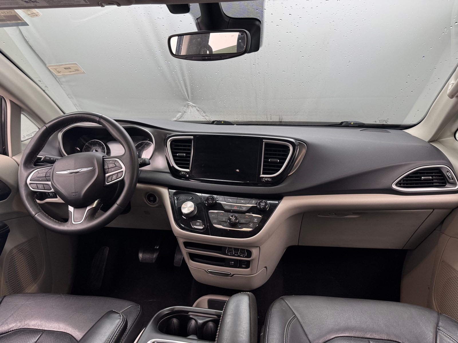 Thumbnail: 2022 Chrysler Pacifica - 2