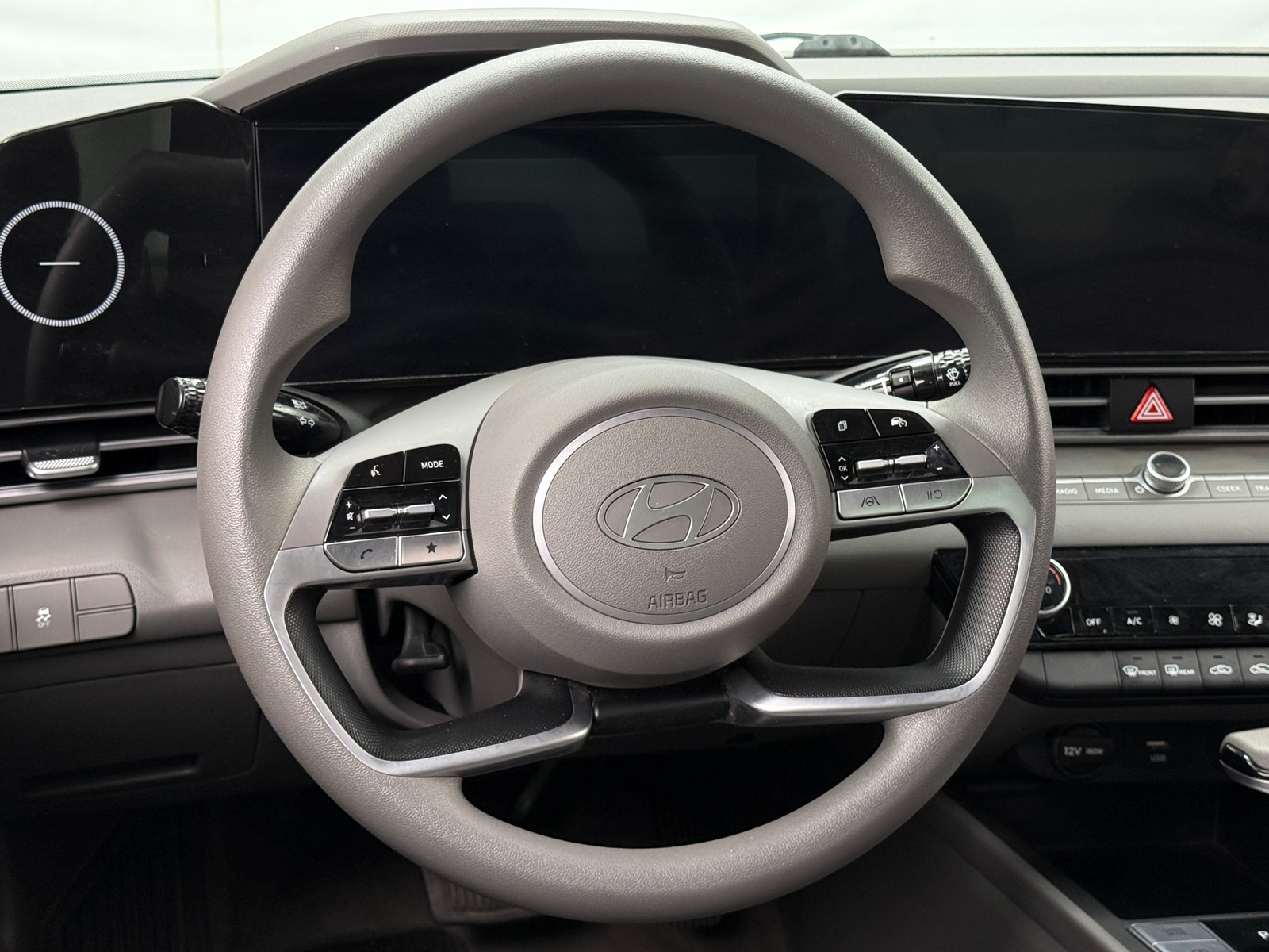 Thumbnail: 2024 Hyundai Elantra - 5