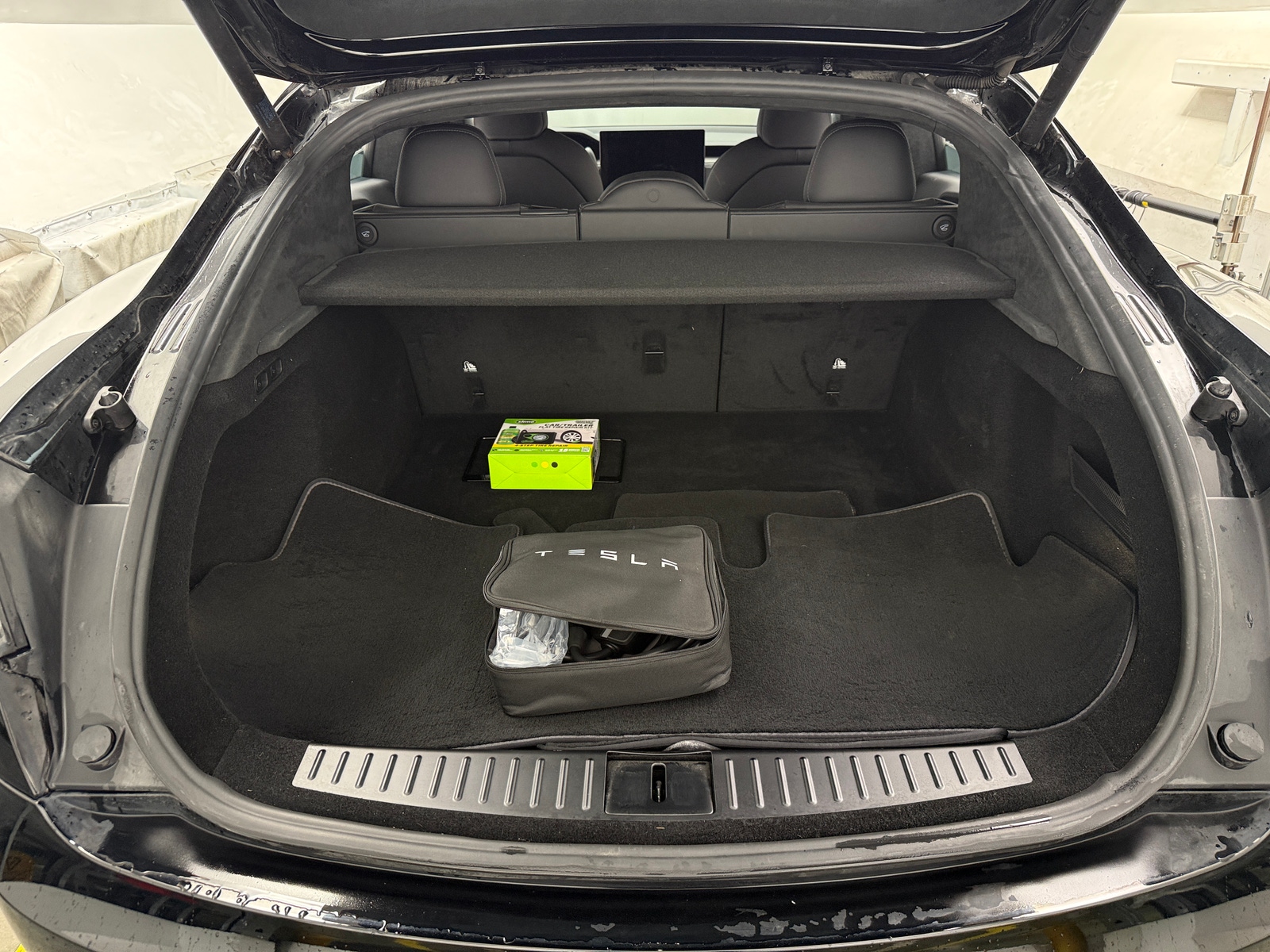 Thumbnail: 2022 Tesla Model S - 6