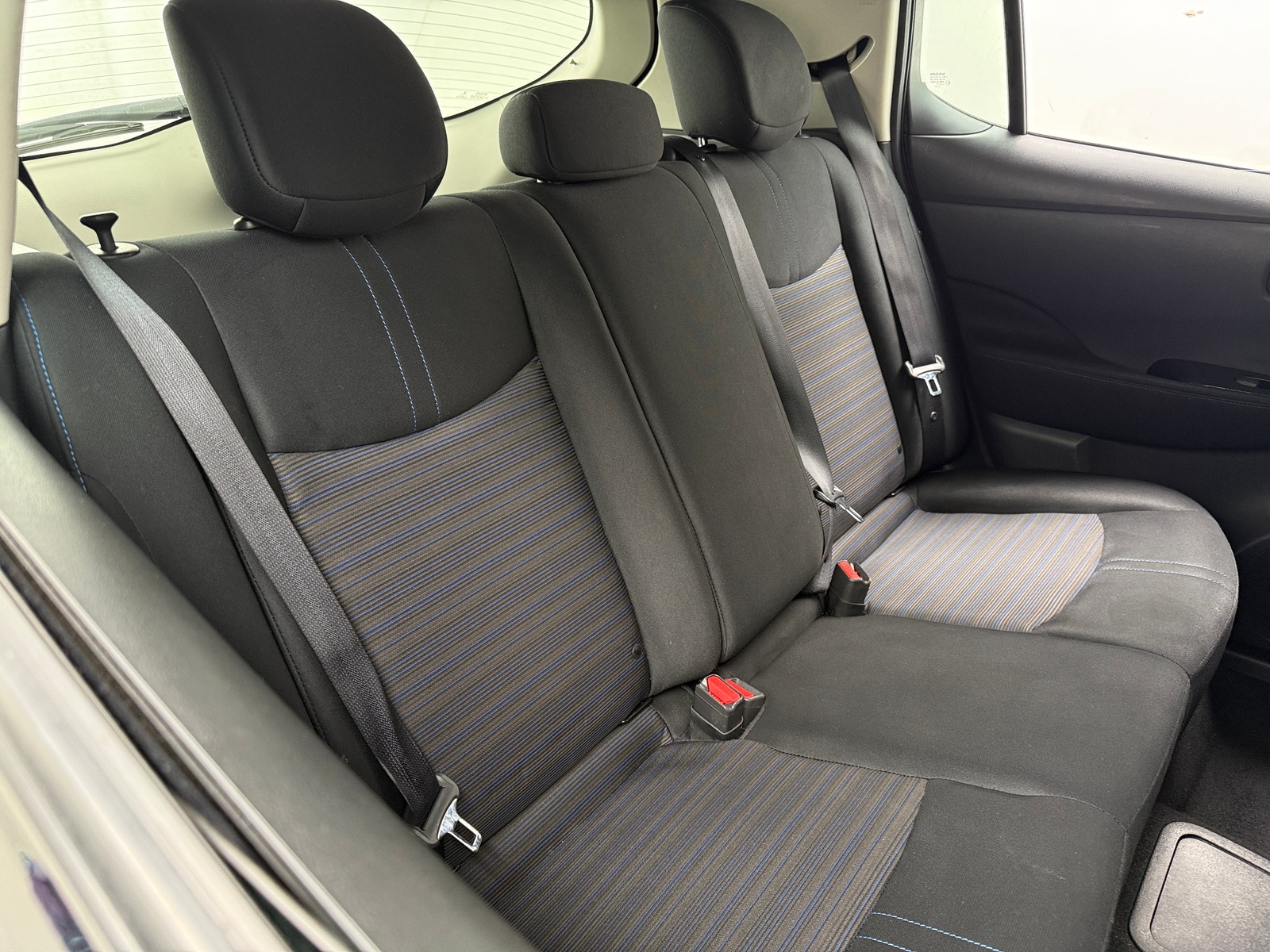 Thumbnail: 2020 Nissan Leaf - 6