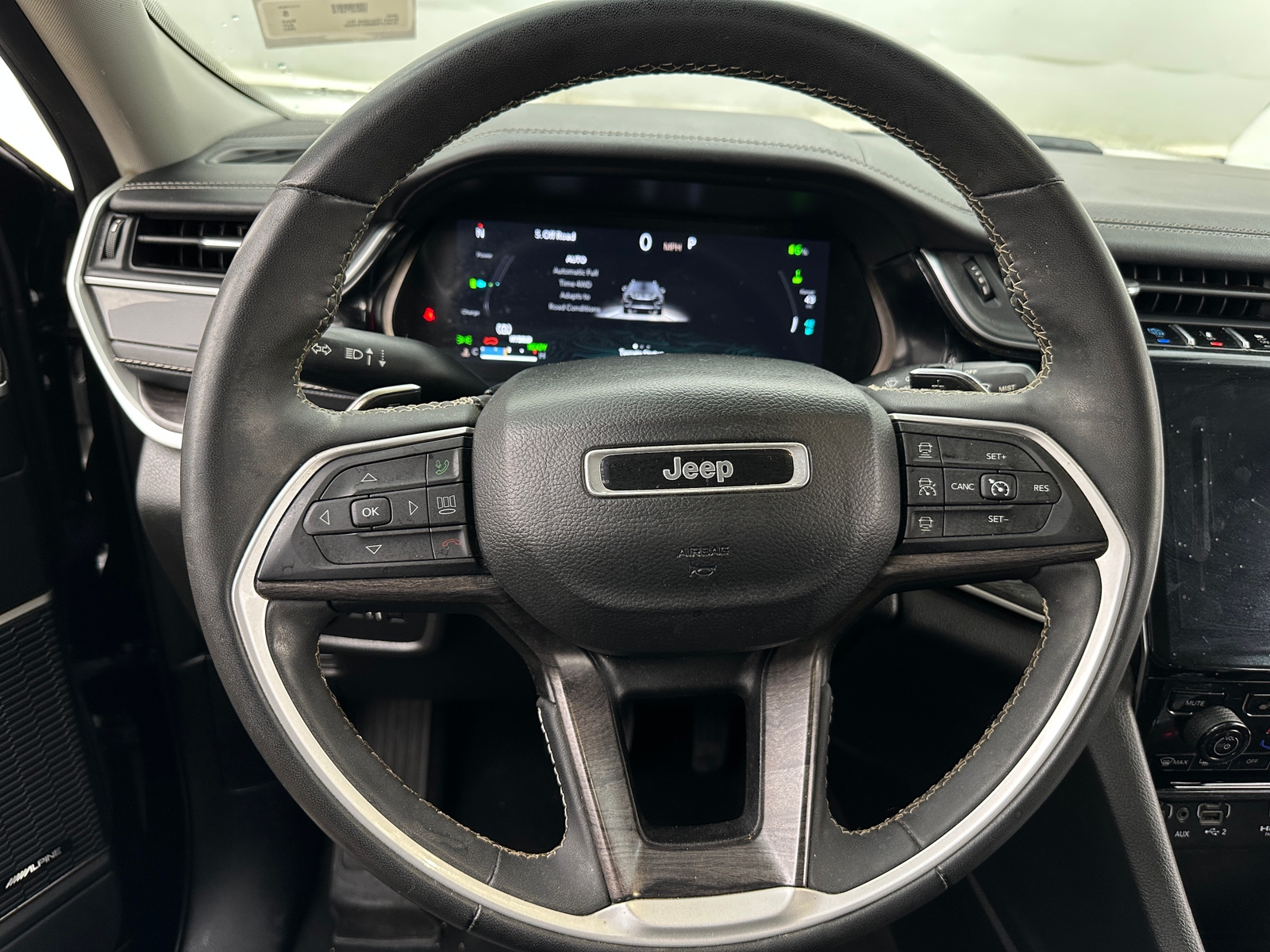 Thumbnail: 2022 Jeep Grand Cherokee - 4