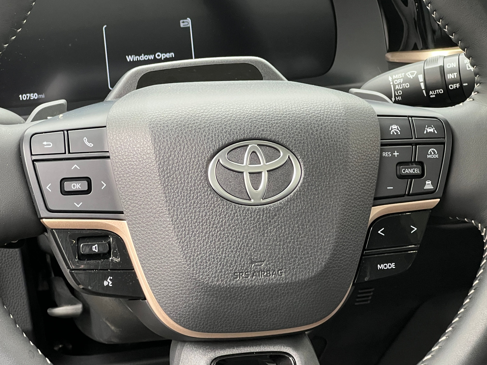 Thumbnail: 2025 Toyota Crown Signia - 4