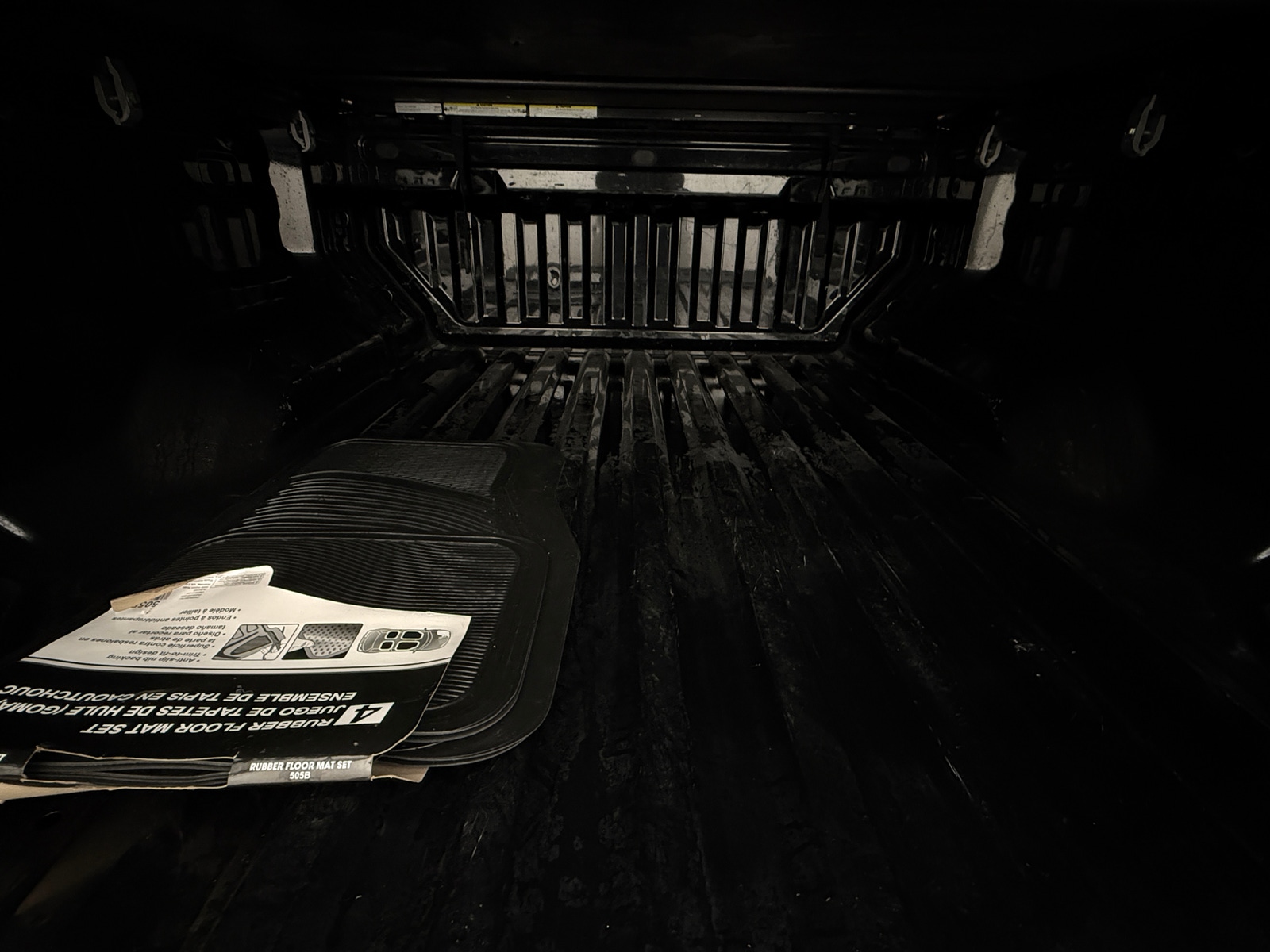 Thumbnail: 2023 Chevrolet Colorado - 7