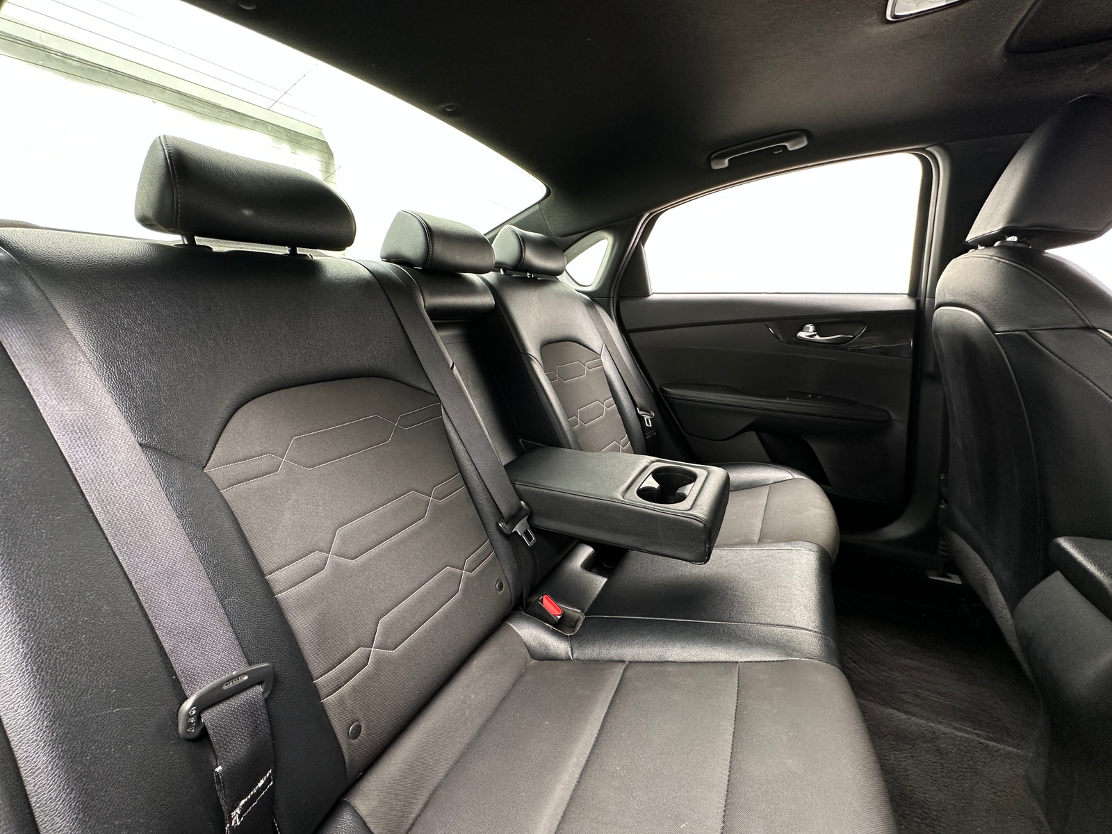 Thumbnail: 2020 Kia Forte - 6